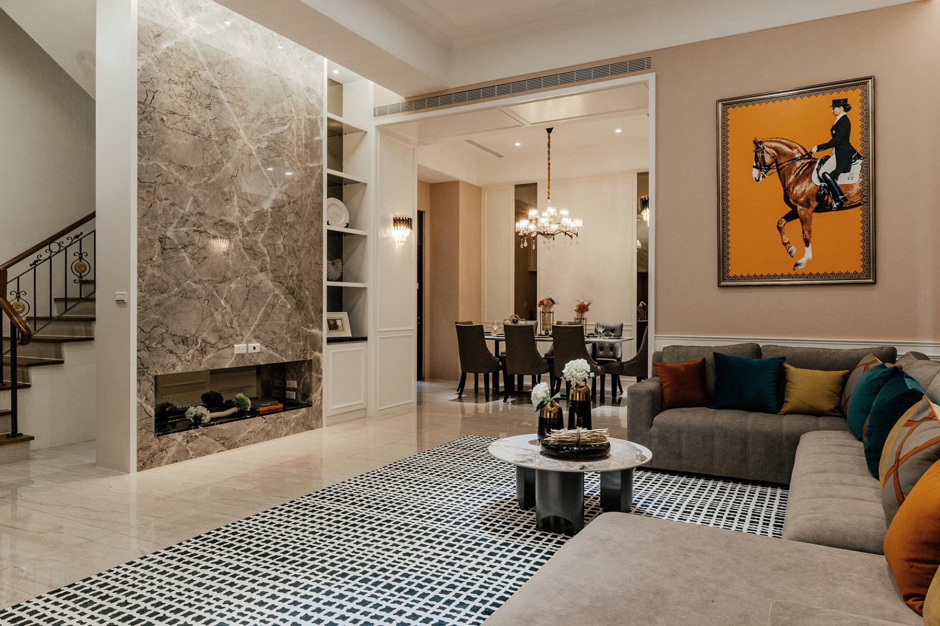 London Design Awards Winner - CASTILLO DORADO