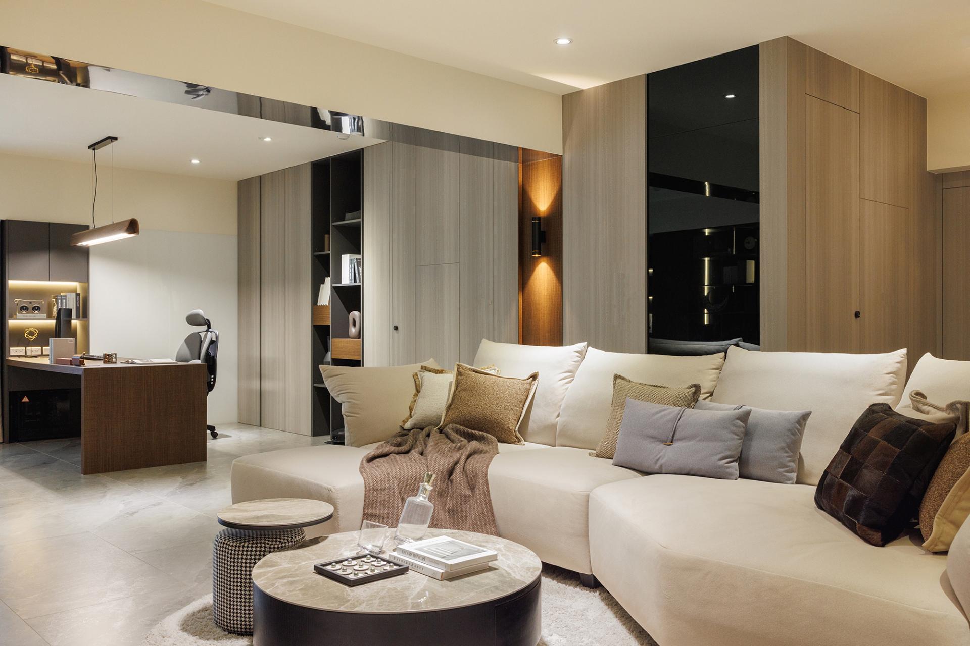 London Design Awards Winner - Oblique Luminescence