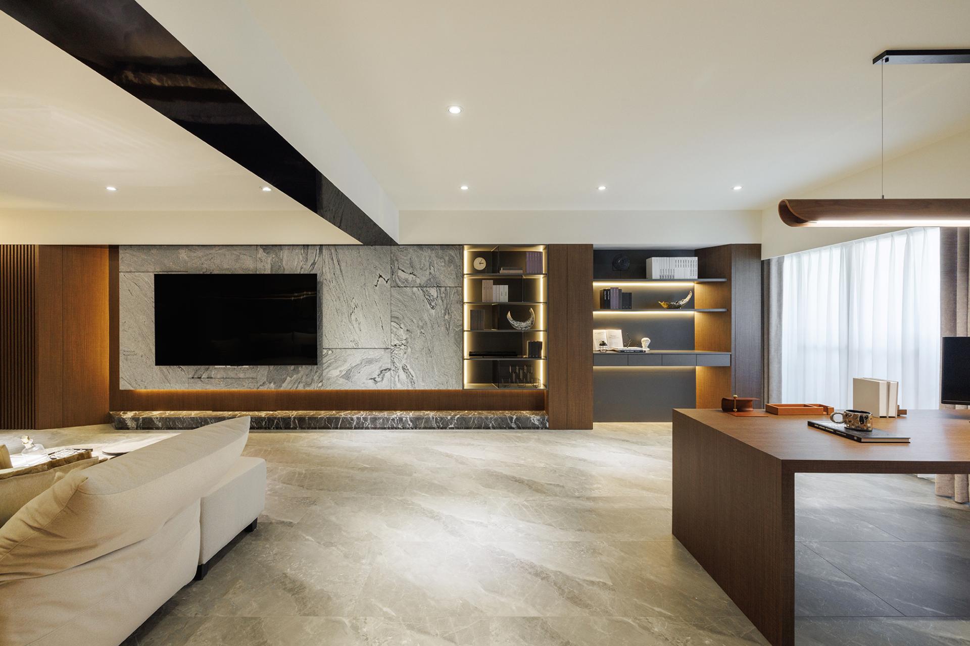 London Design Awards Winner - Oblique Luminescence