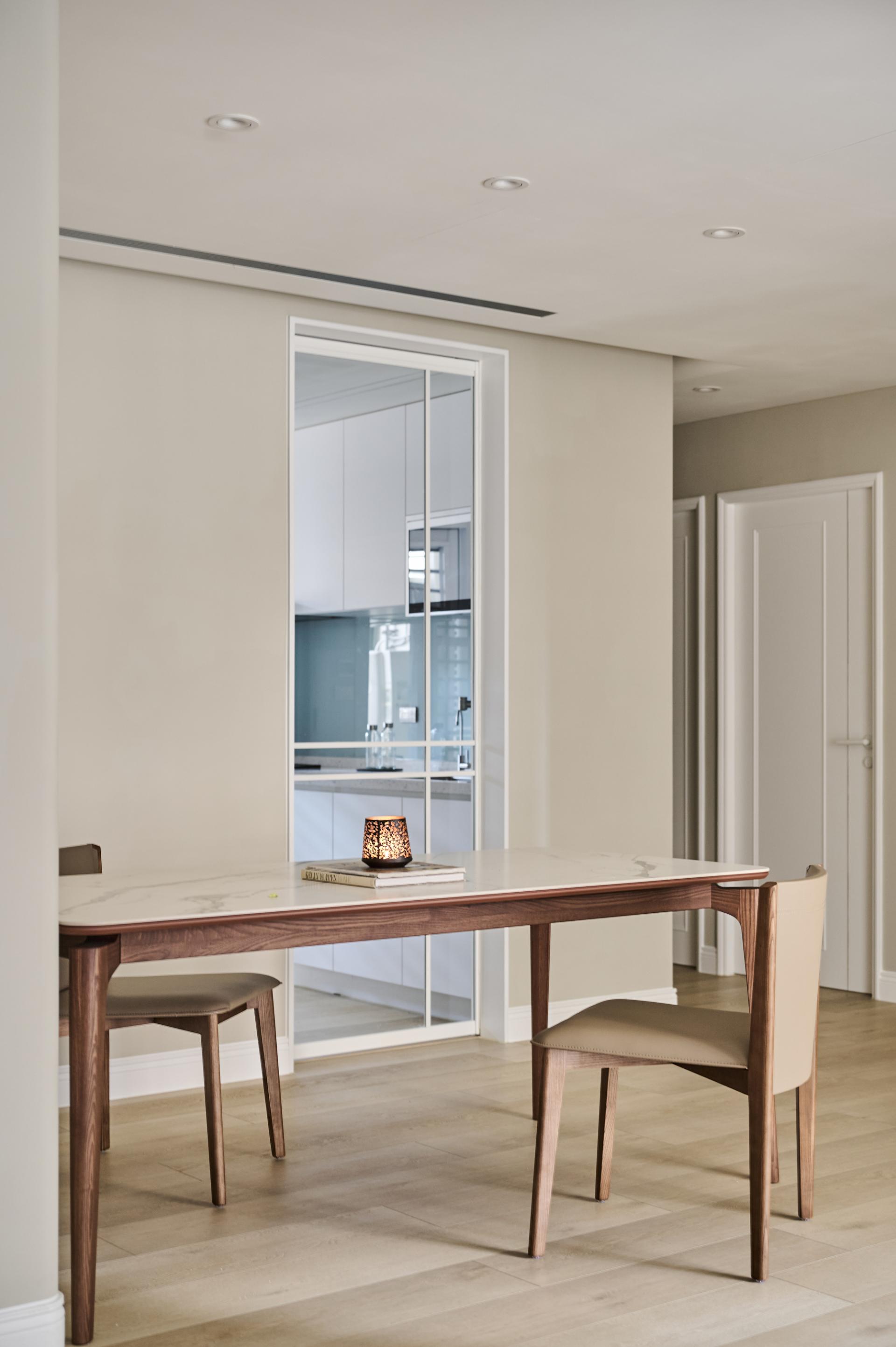 London Design Awards Winner - Bask in the Sun