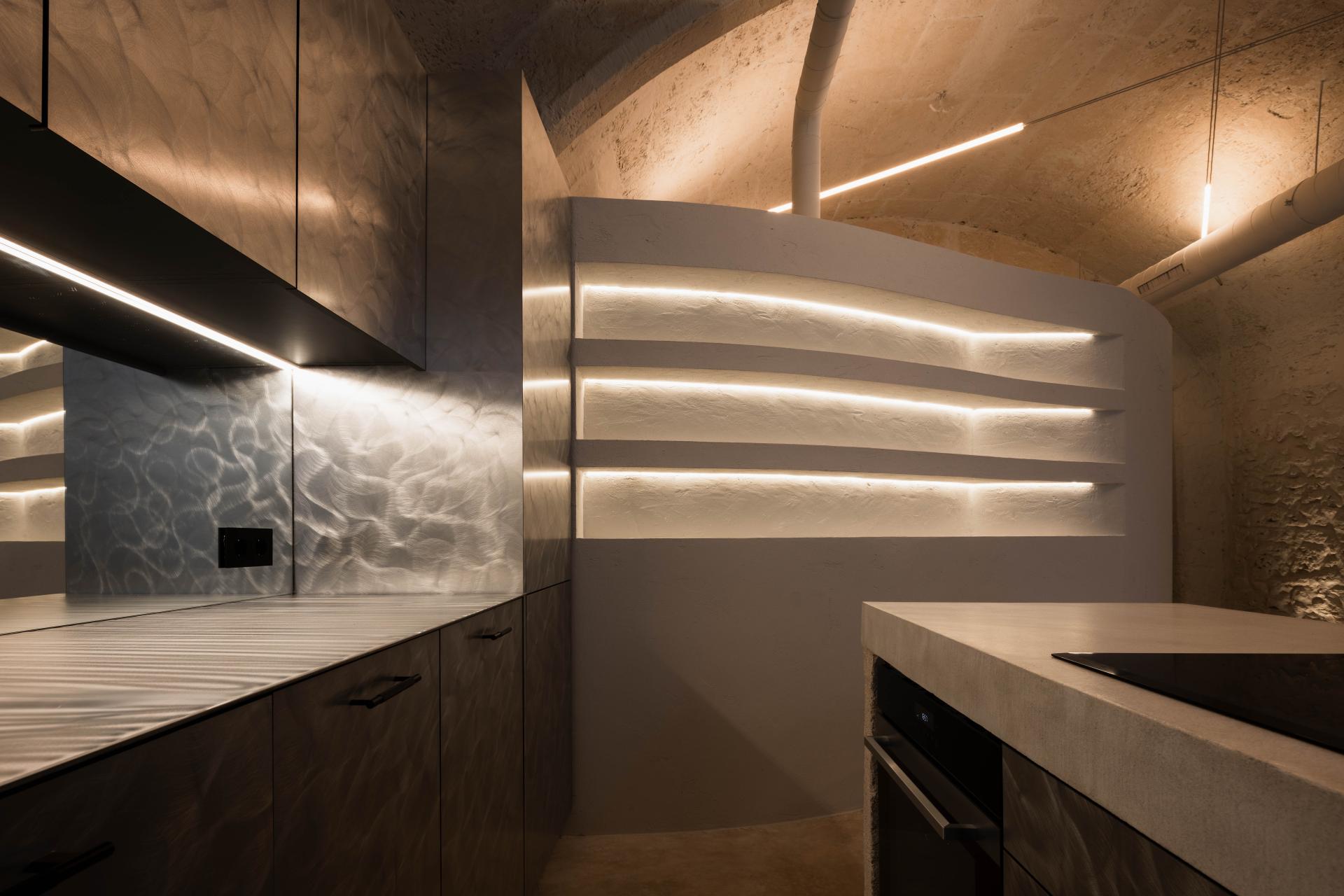 London Design Awards Winner - THE KAPSULE