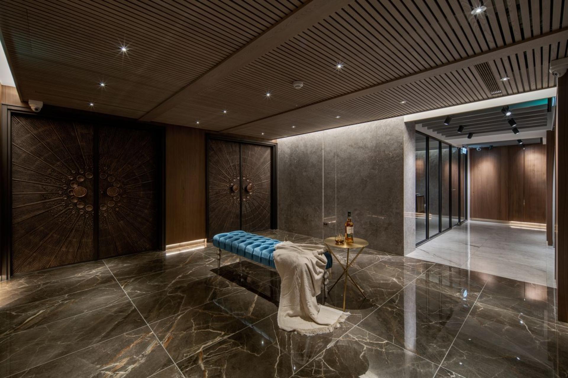 London Design Awards Winner - Jio Group Corp