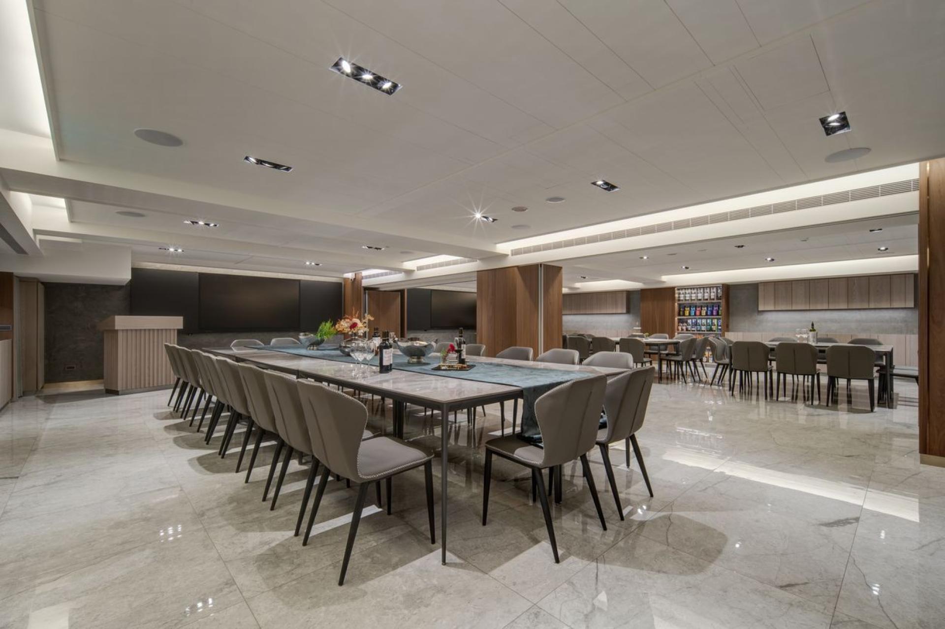 London Design Awards Winner - Jio Group Corp