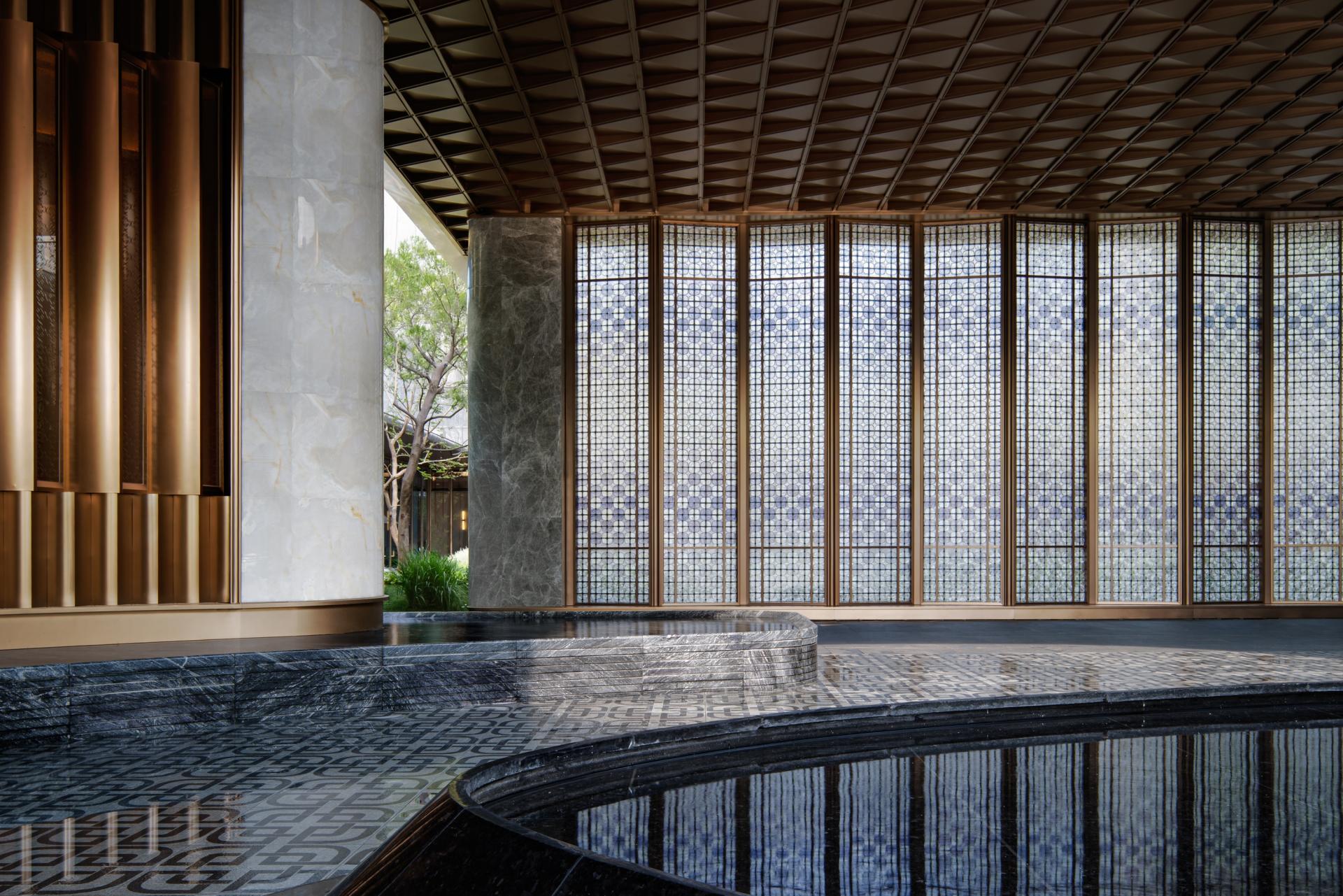 London Design Awards Winner - JUNJING HEXU
