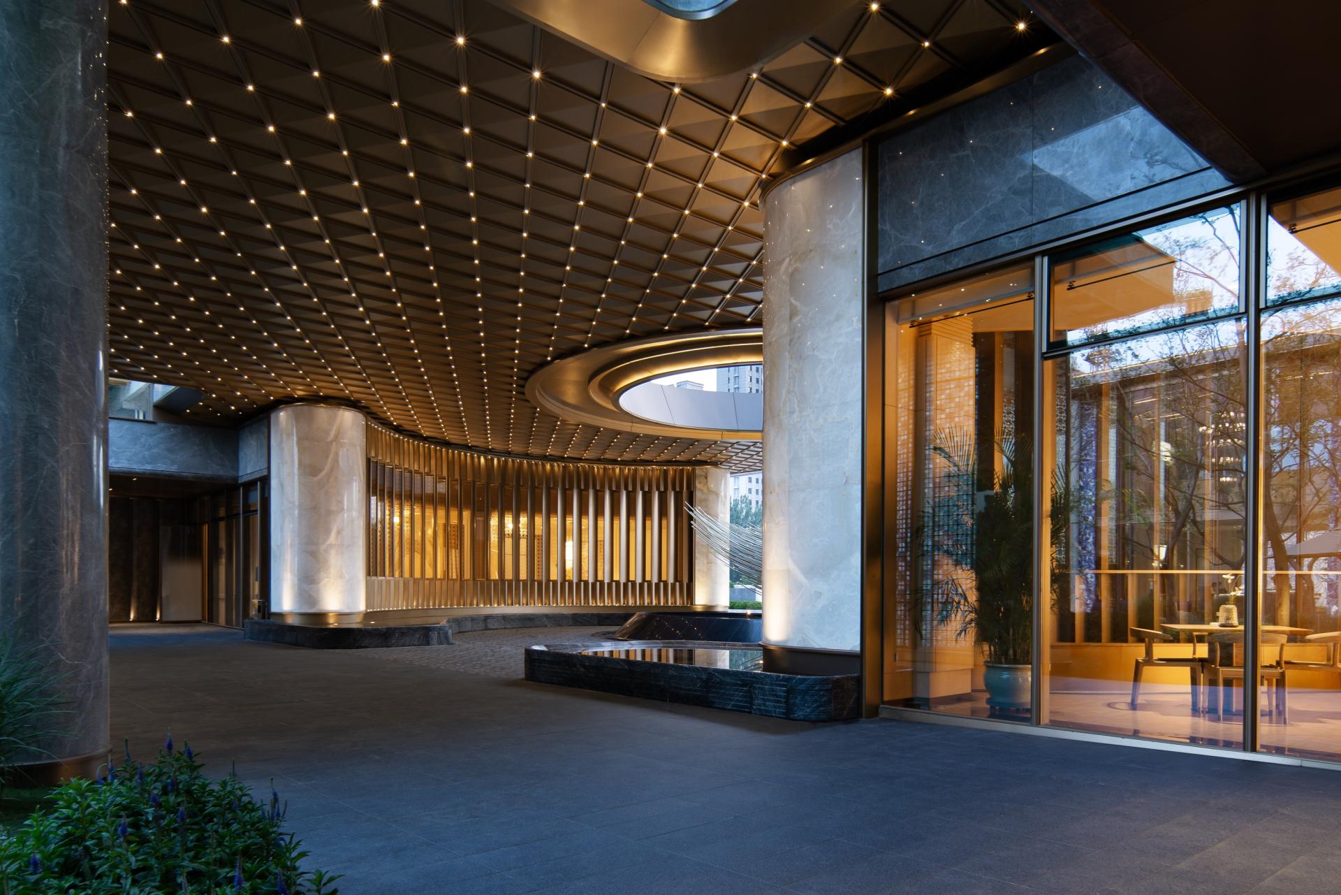 London Design Awards Winner - JUNJING HEXU