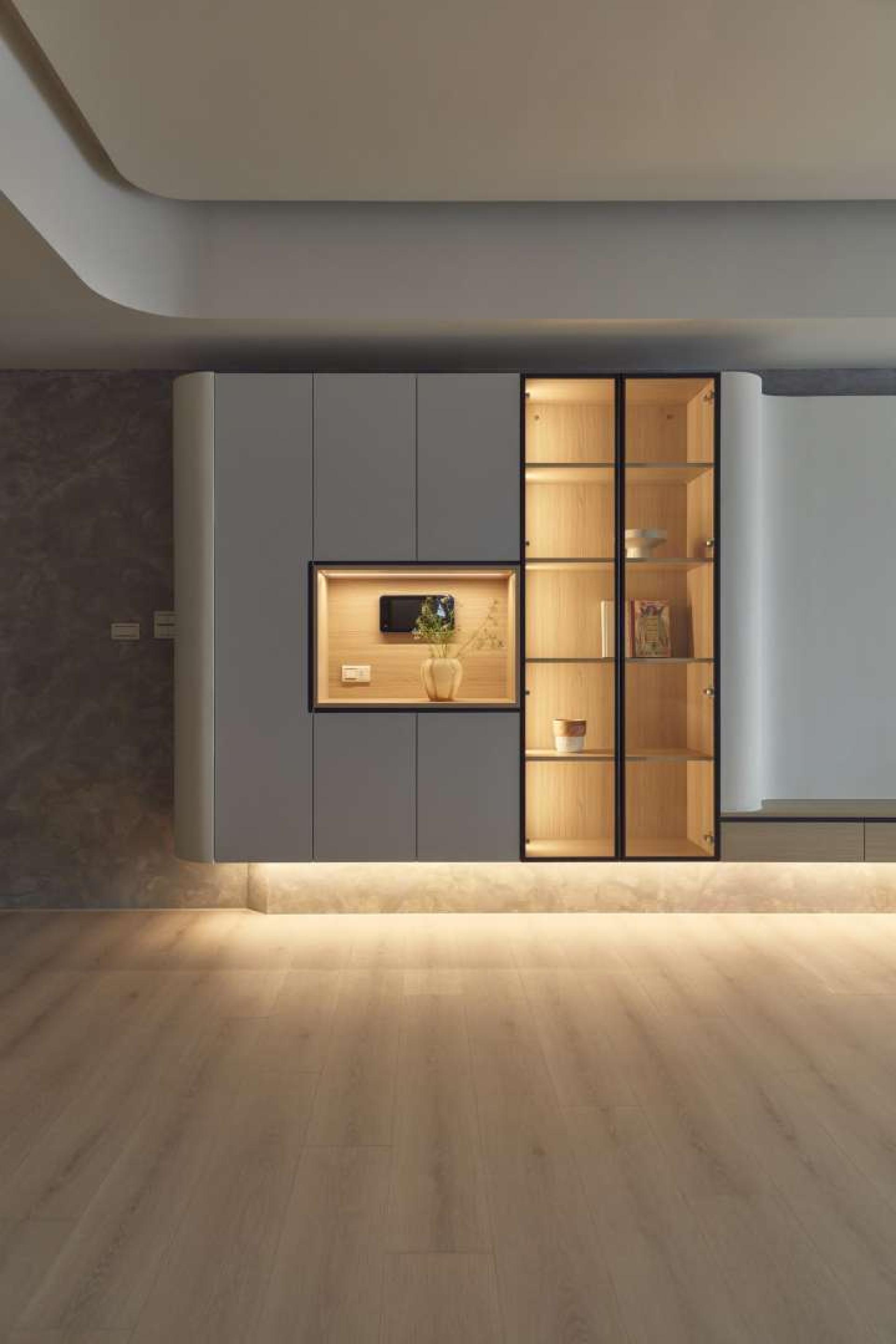 London Design Awards Winner - At First Light 