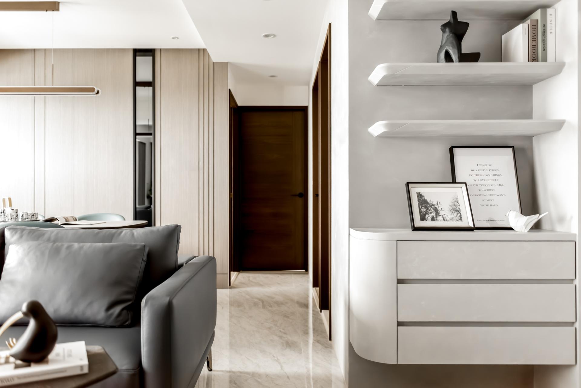 London Design Awards Winner - Gray Dawn's Embrace