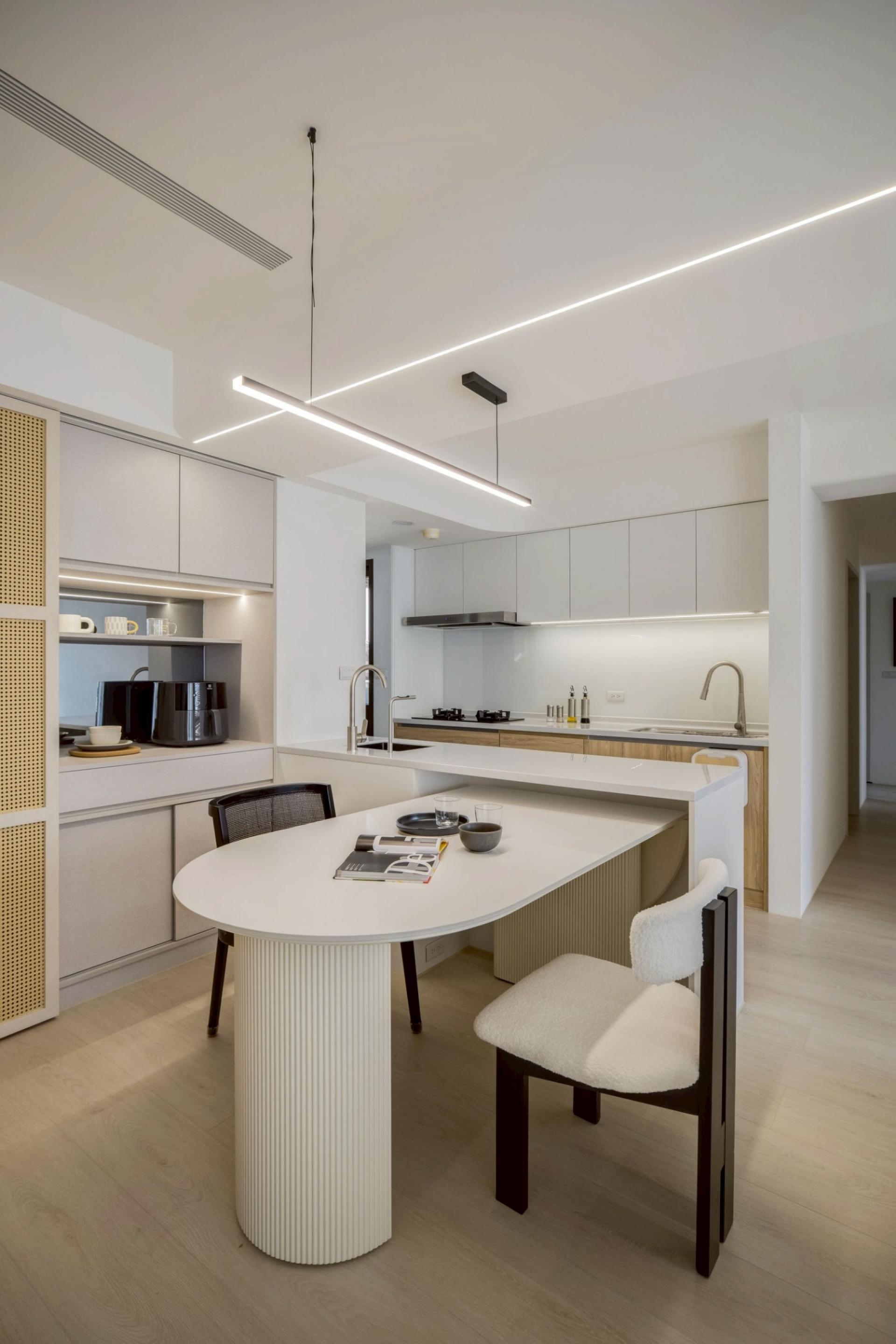 London Design Awards Winner - Crosslight Home
