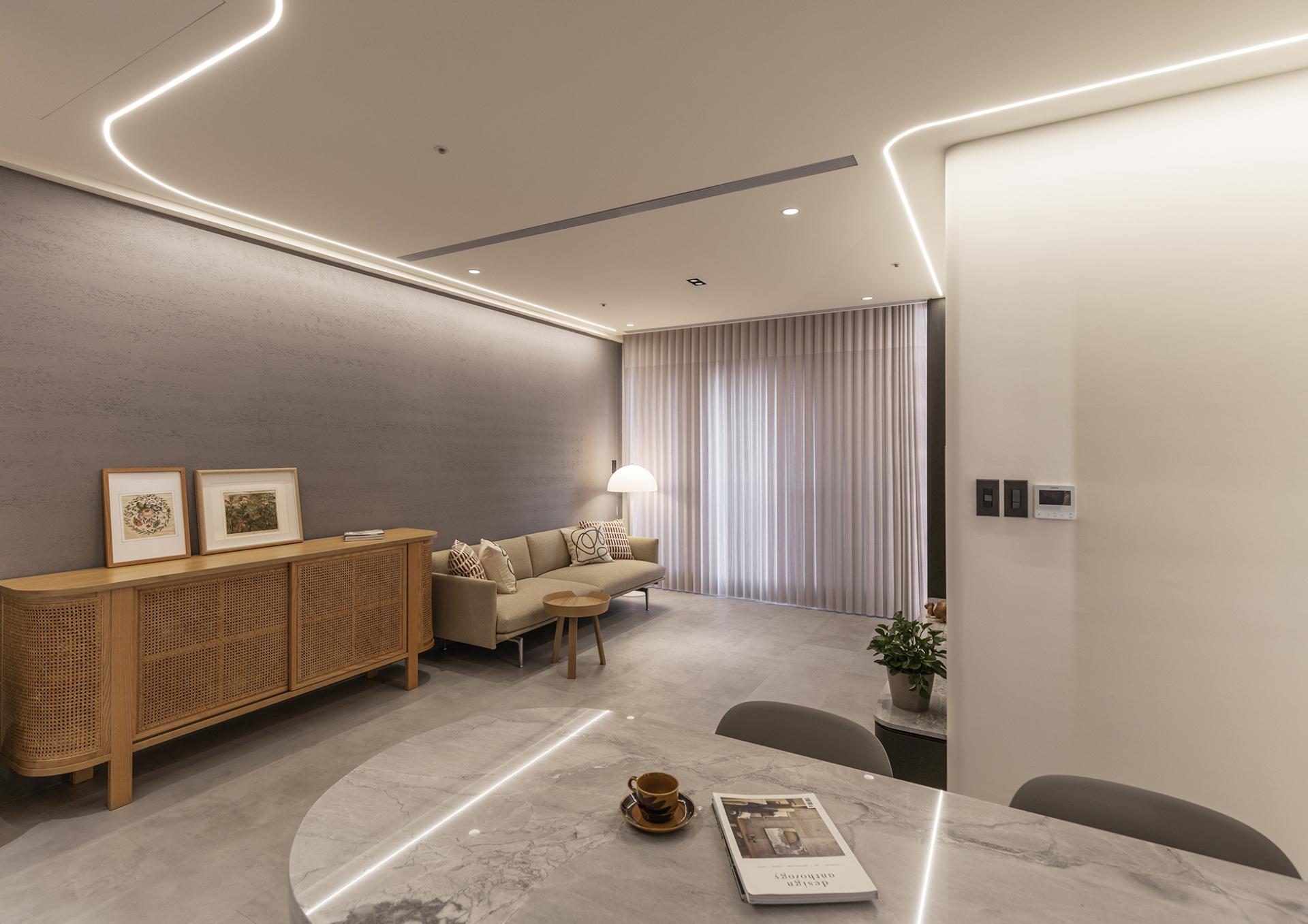 London Design Awards Winner - Luminous Tales in Silence