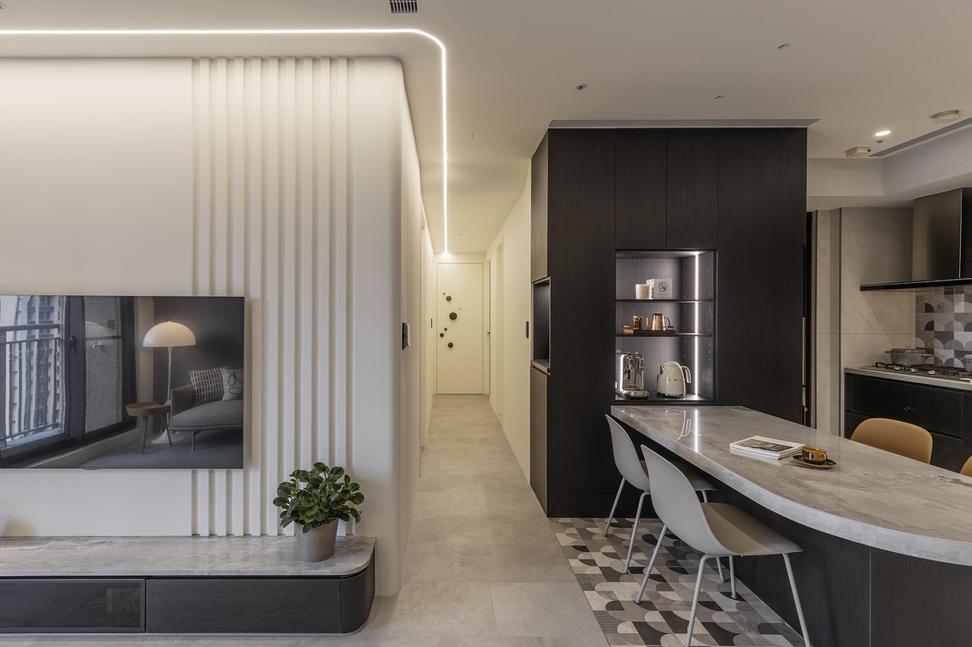 London Design Awards Winner - Luminous Tales in Silence
