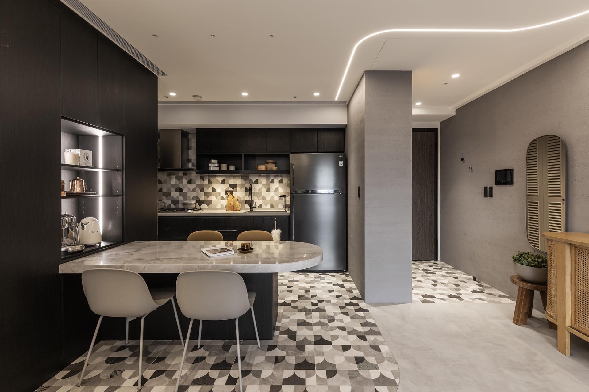 London Design Awards Winner - Luminous Tales in Silence