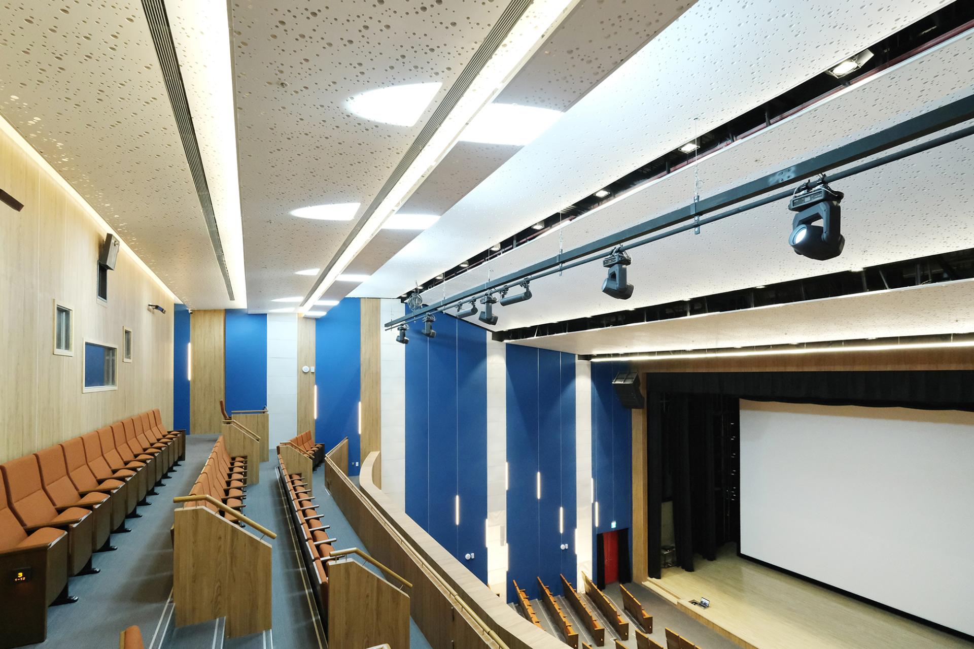 London Design Awards Winner - Renovation of Chiang Kai-shek Memorial Hall Performing Hall