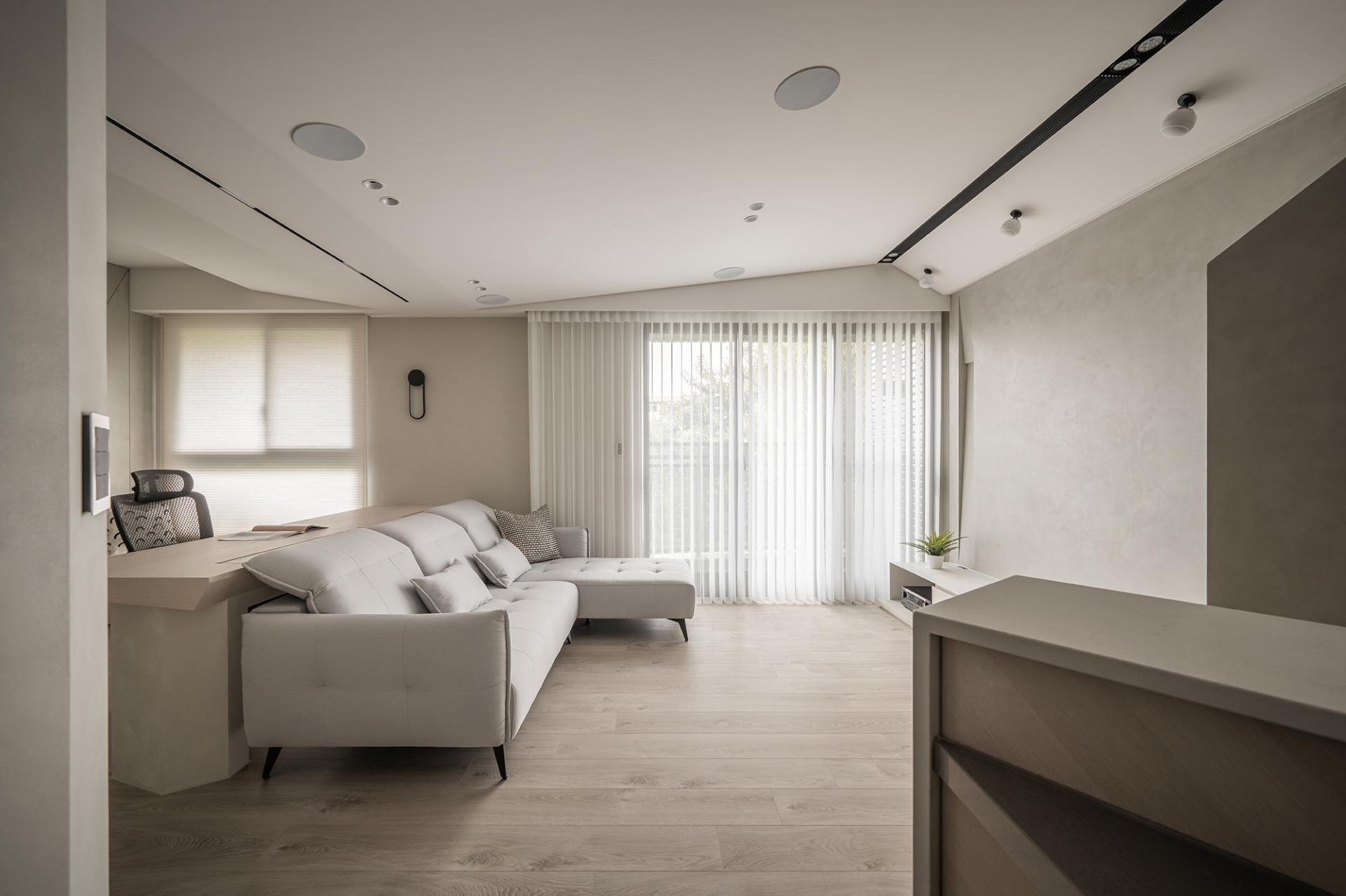 London Design Awards Winner - Ridges at Dawn