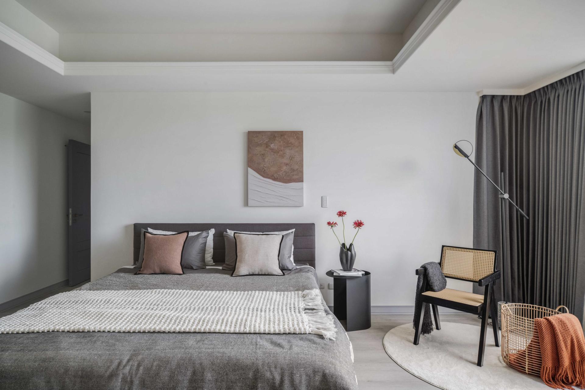 London Design Awards Winner - Veiled Dawn
