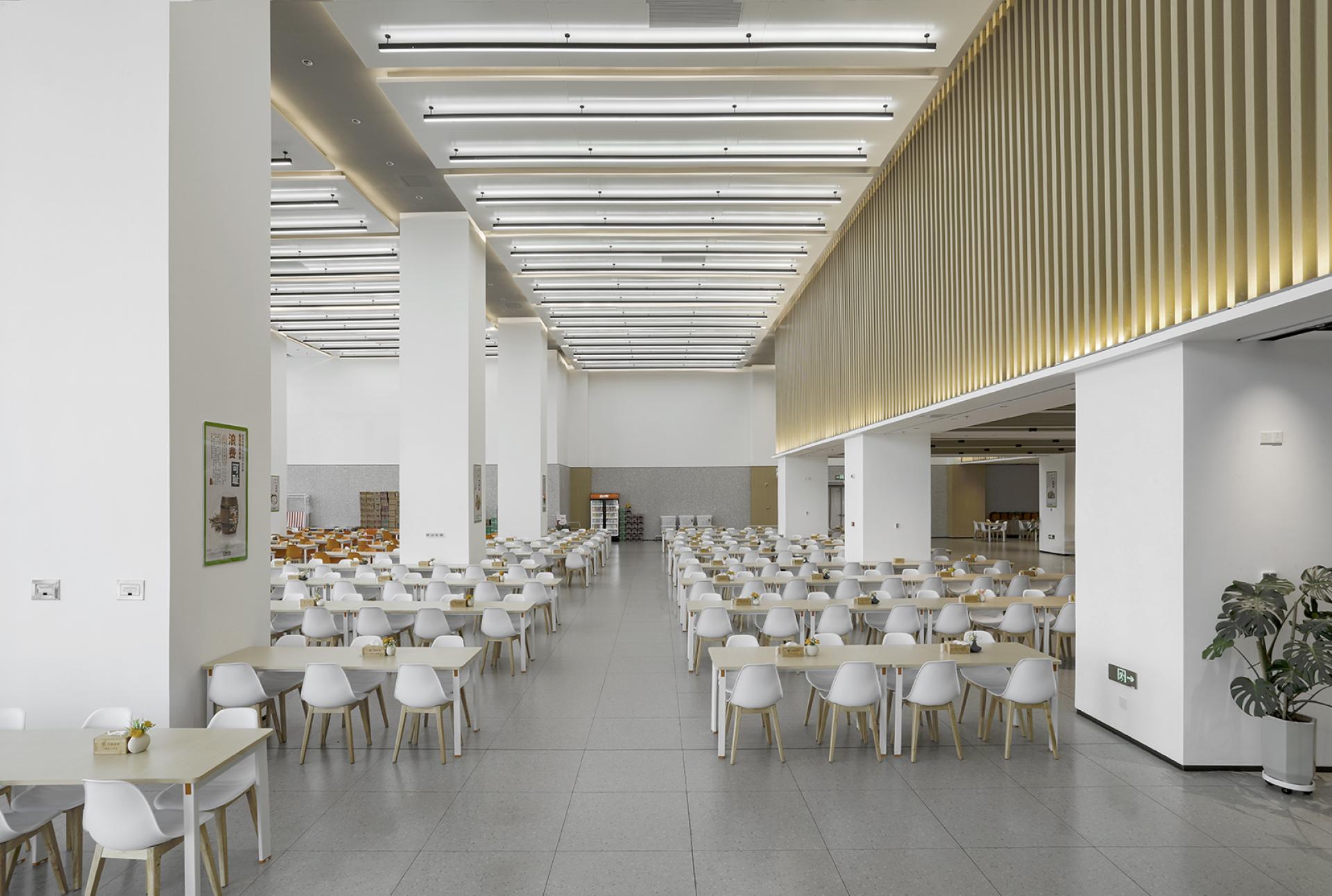 London Design Awards Winner - JAC Zunjie Factory Experience Center