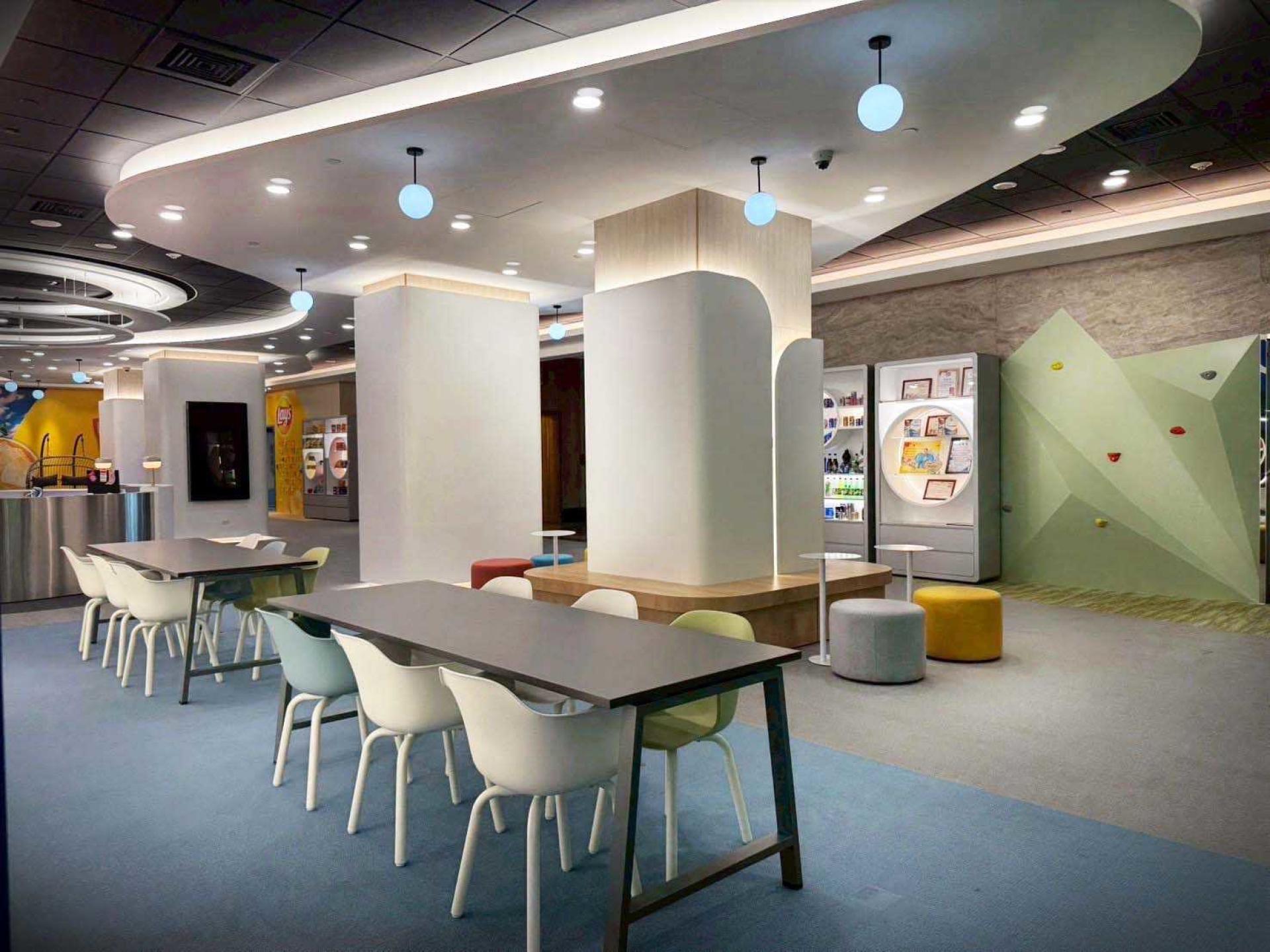 London Design Awards Winner - PepsiCo Taipei Office: Interactive Hub for Brand Encounters