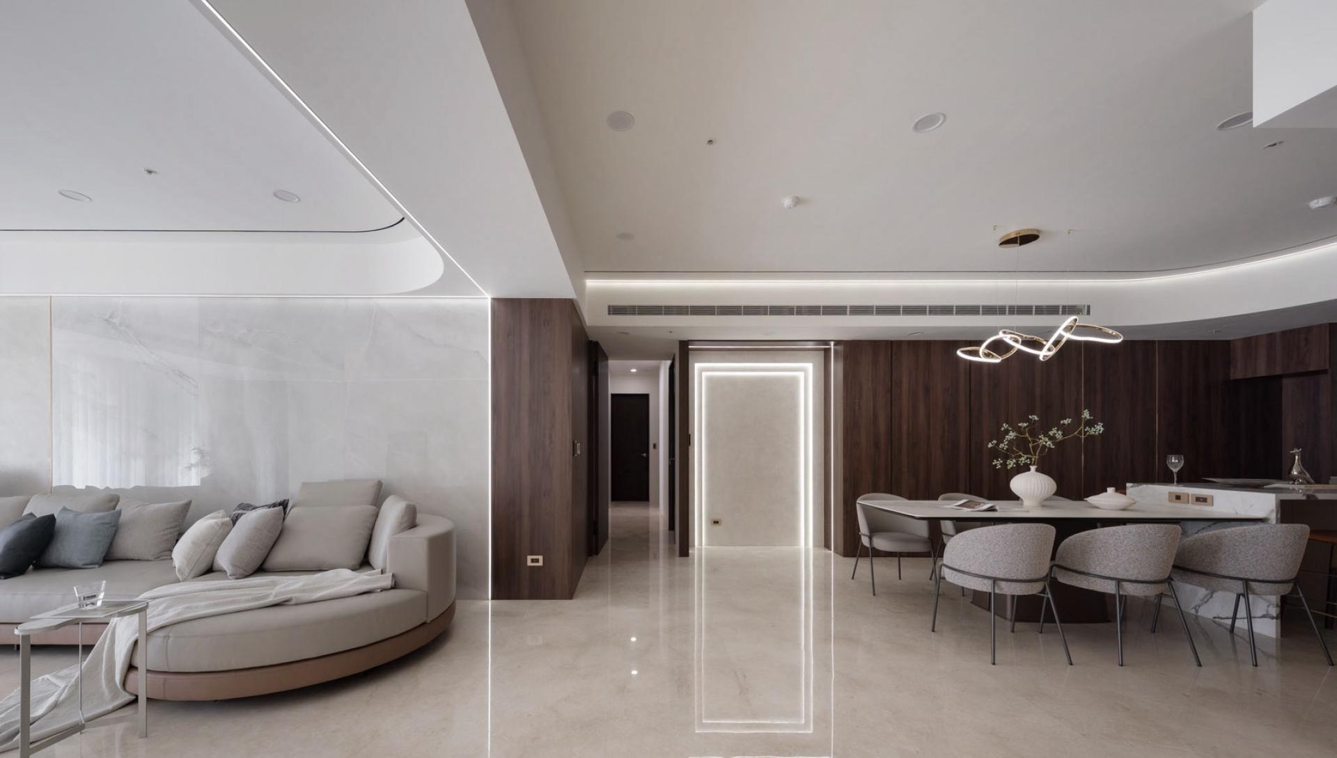 London Design Awards Winner - Arc of Light