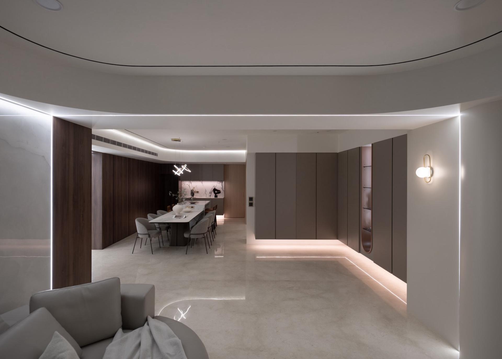 London Design Awards Winner - Arc of Light