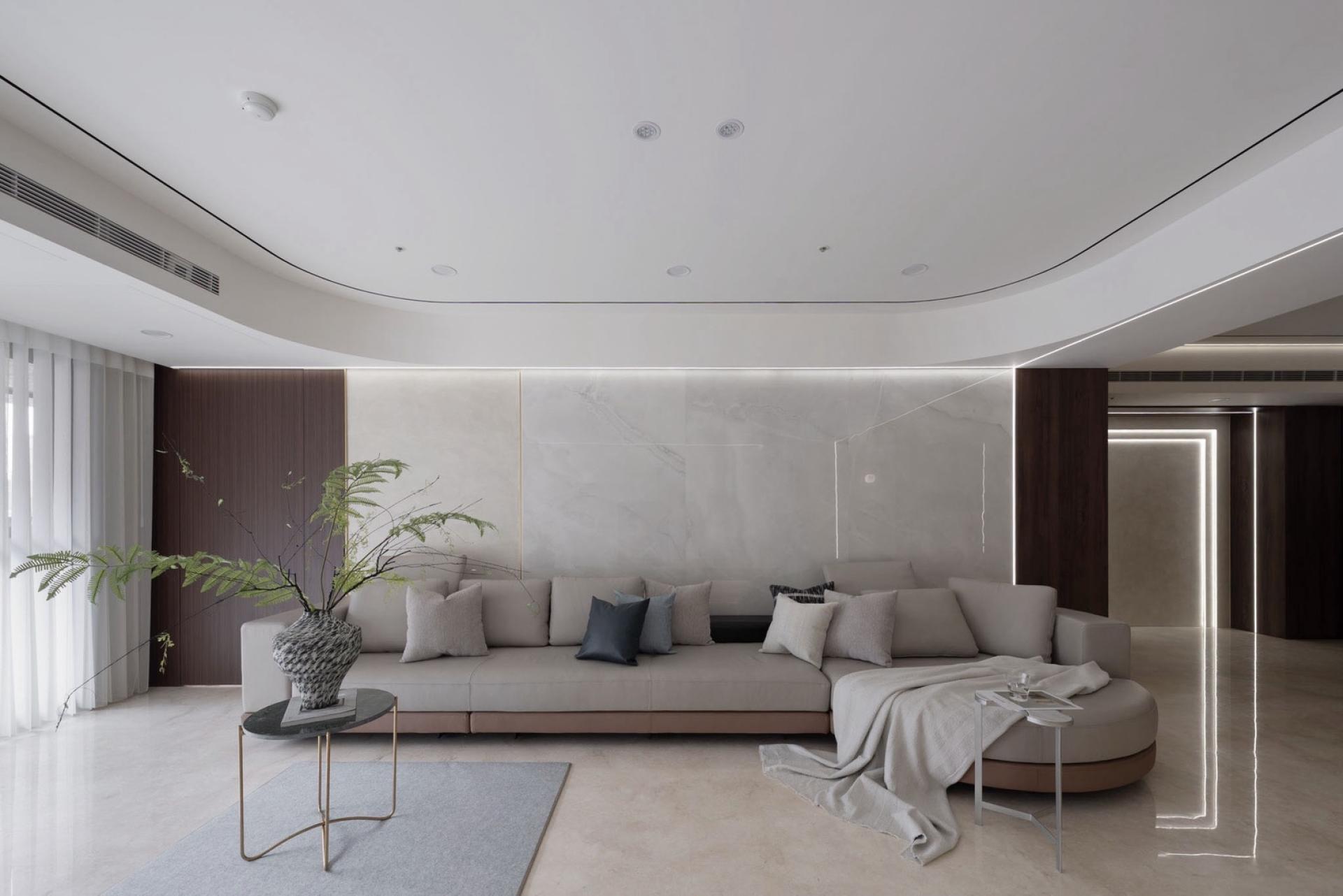London Design Awards Winner - Arc of Light