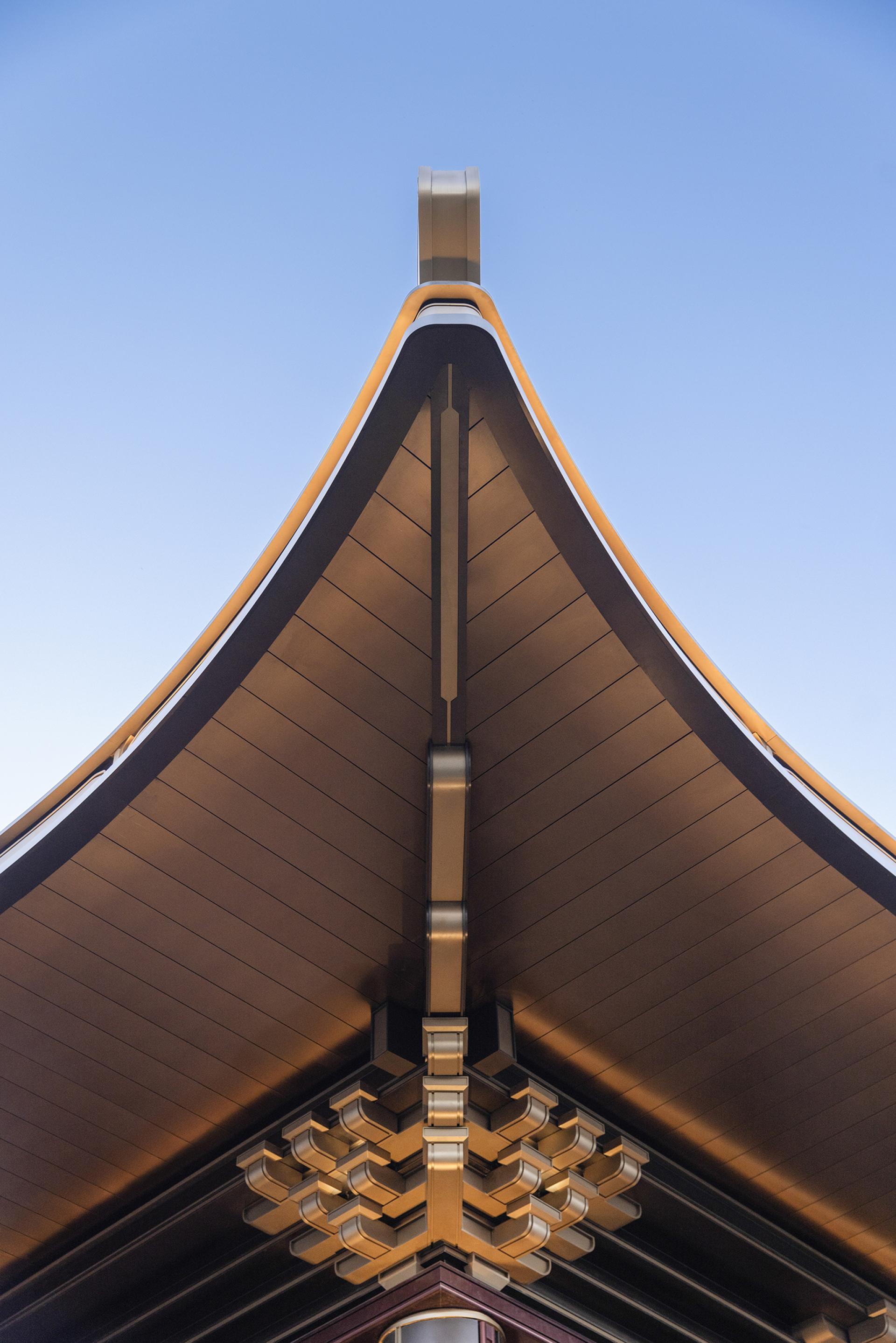 London Design Awards Winner - BEIJING C&D HAIYAN