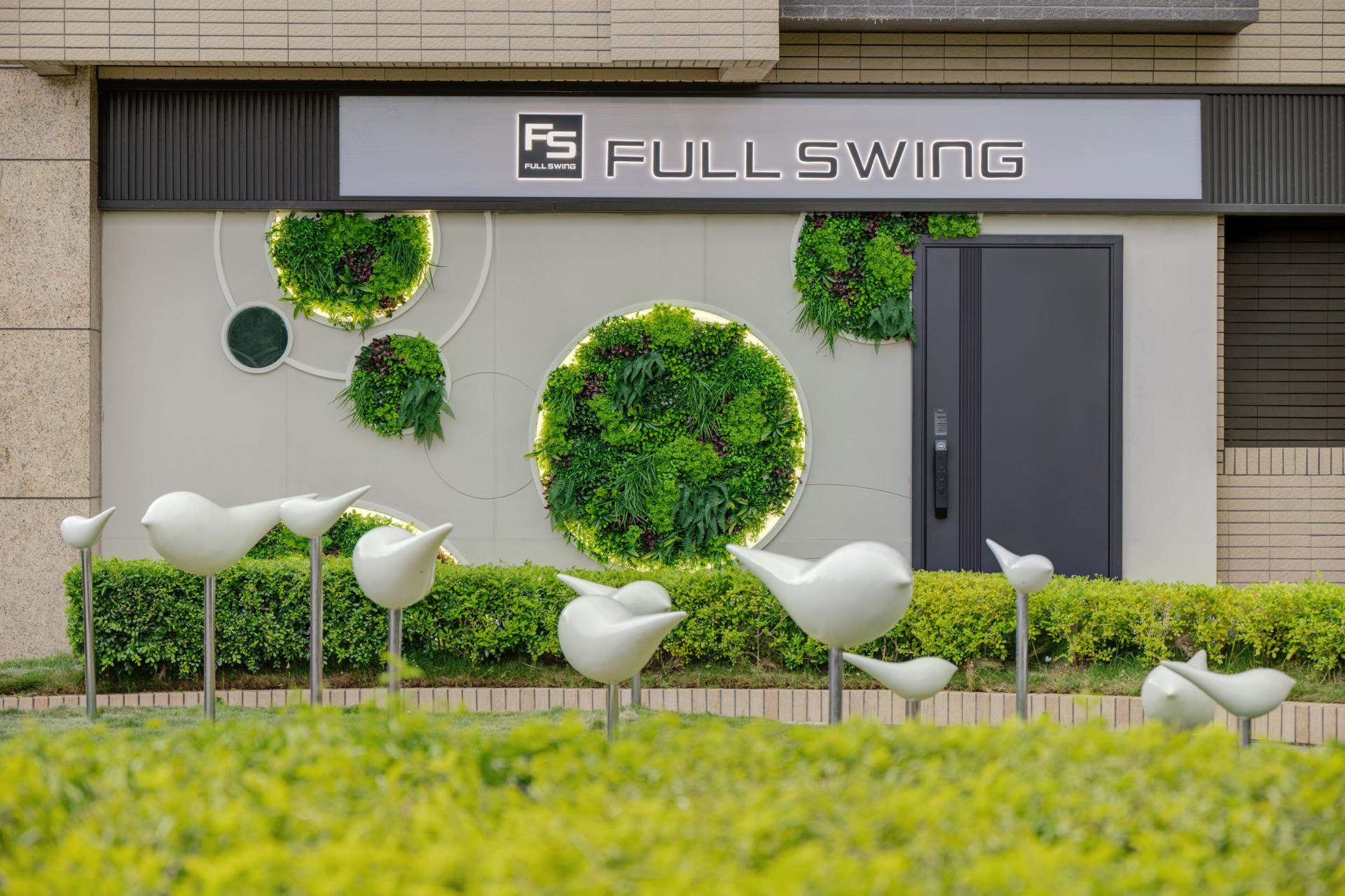 London Design Awards Winner - Full Swing