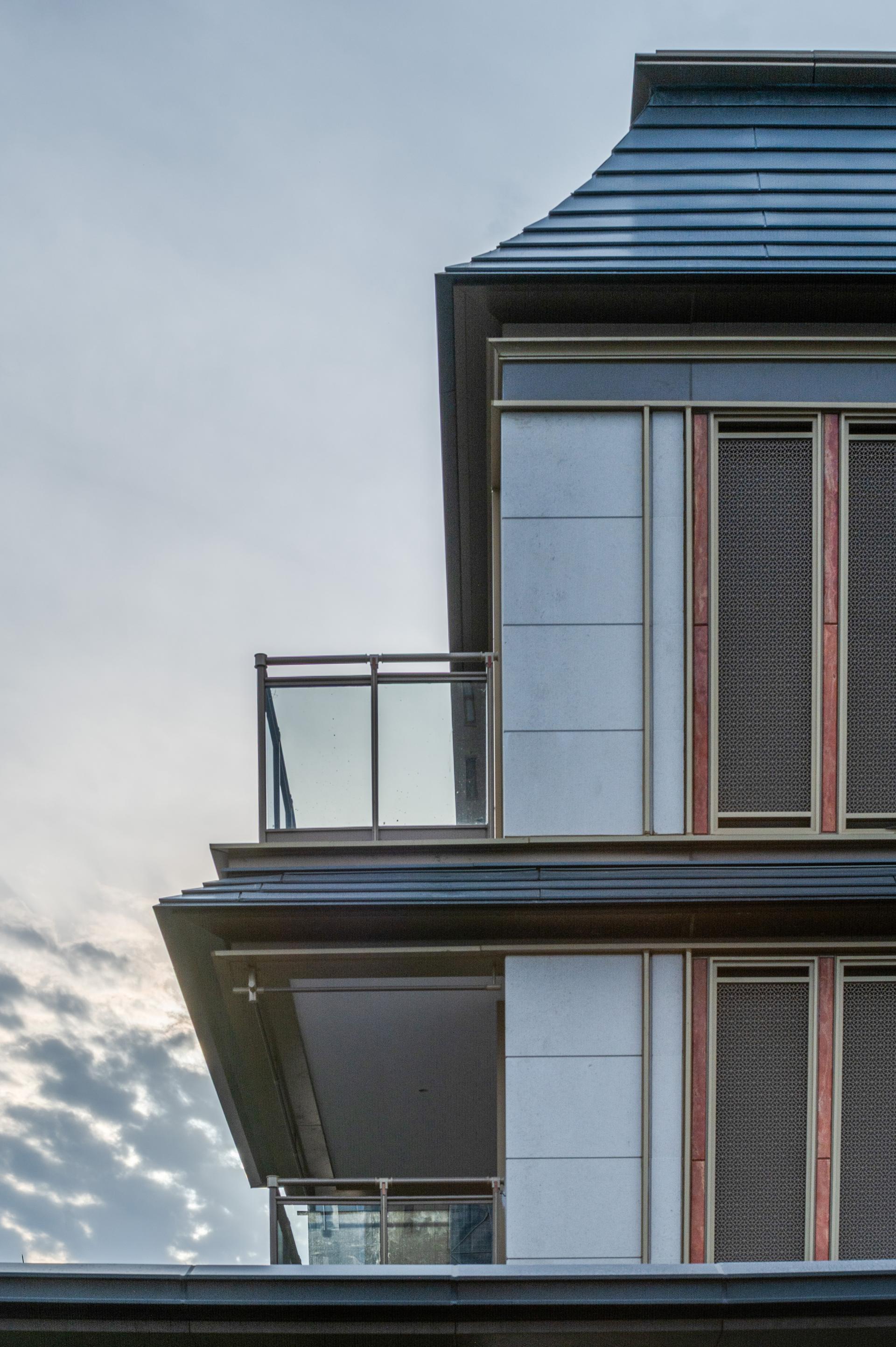 London Design Awards Winner - VILLA OPUS