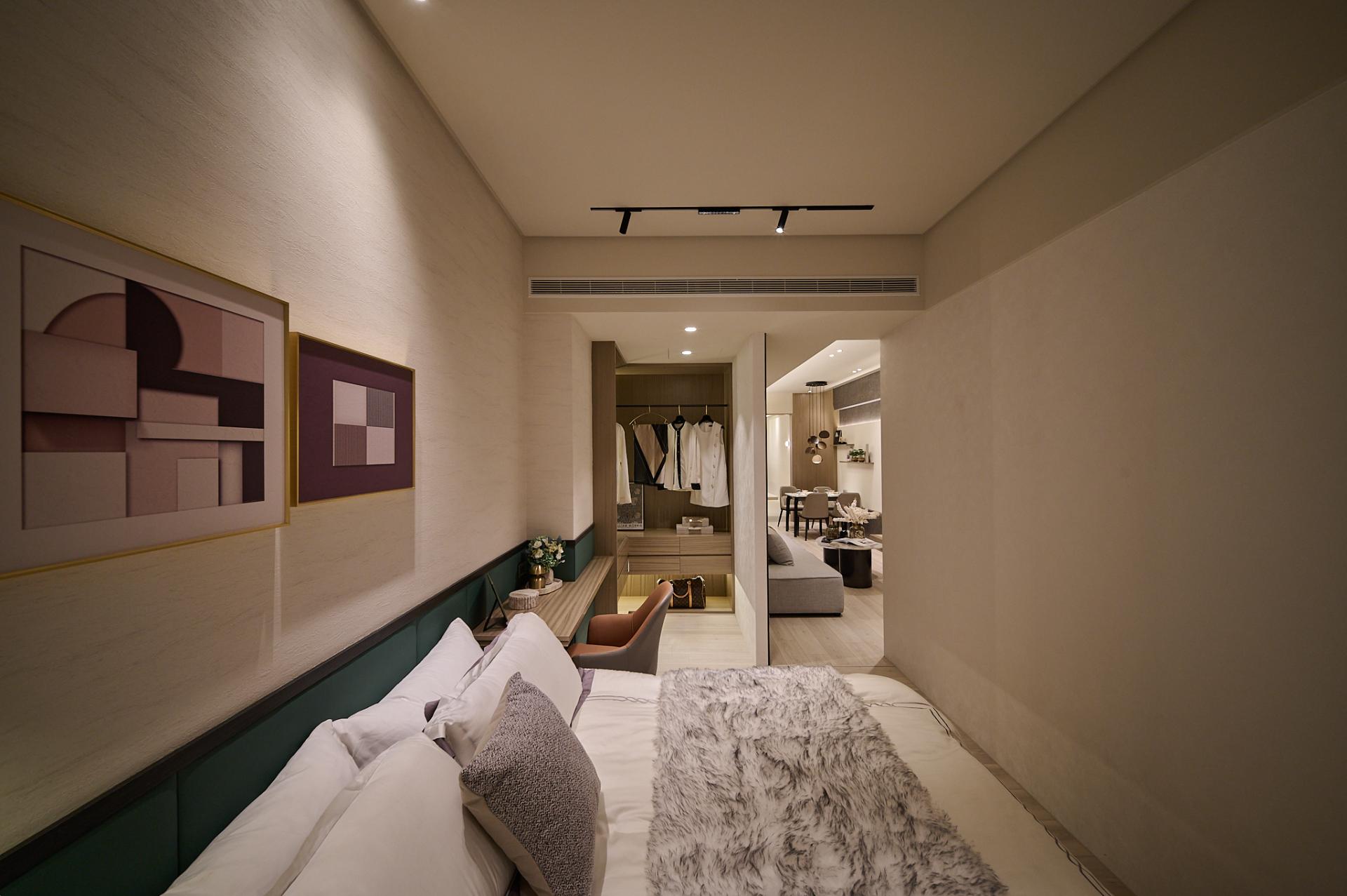 London Design Awards Winner - Along the Light