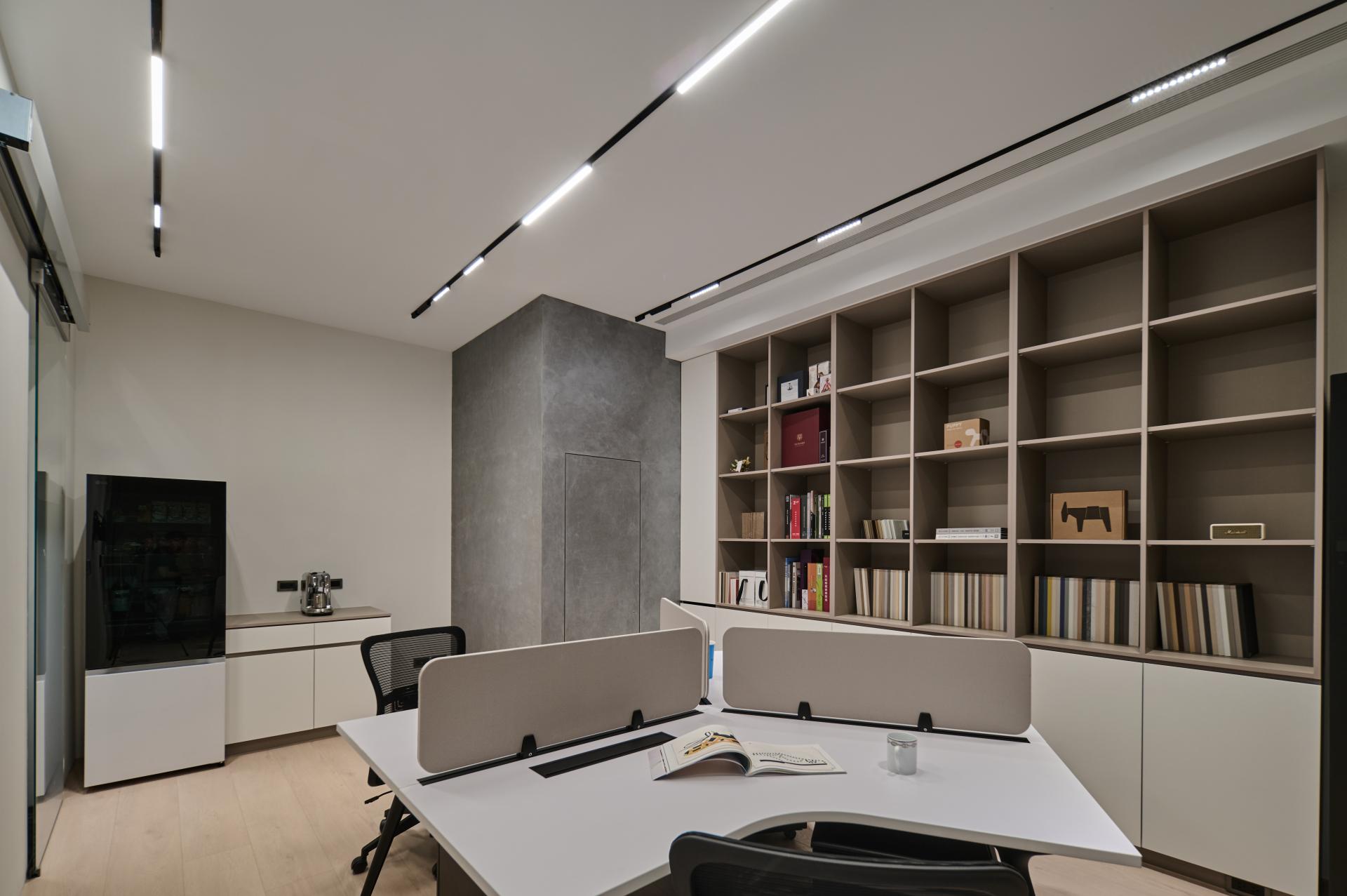 London Design Awards Winner - MONMON