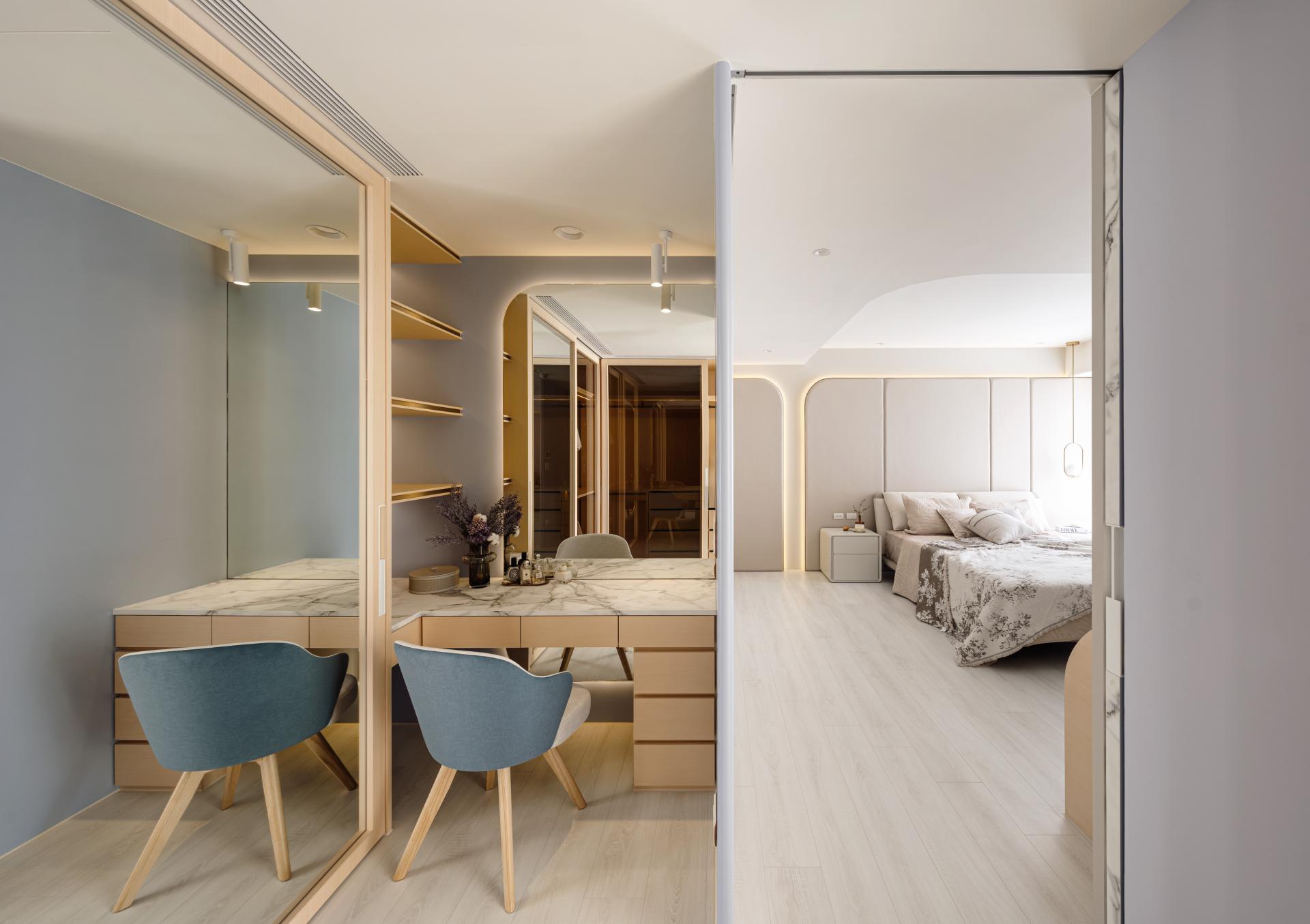 London Design Awards Winner - Tidal Reflections