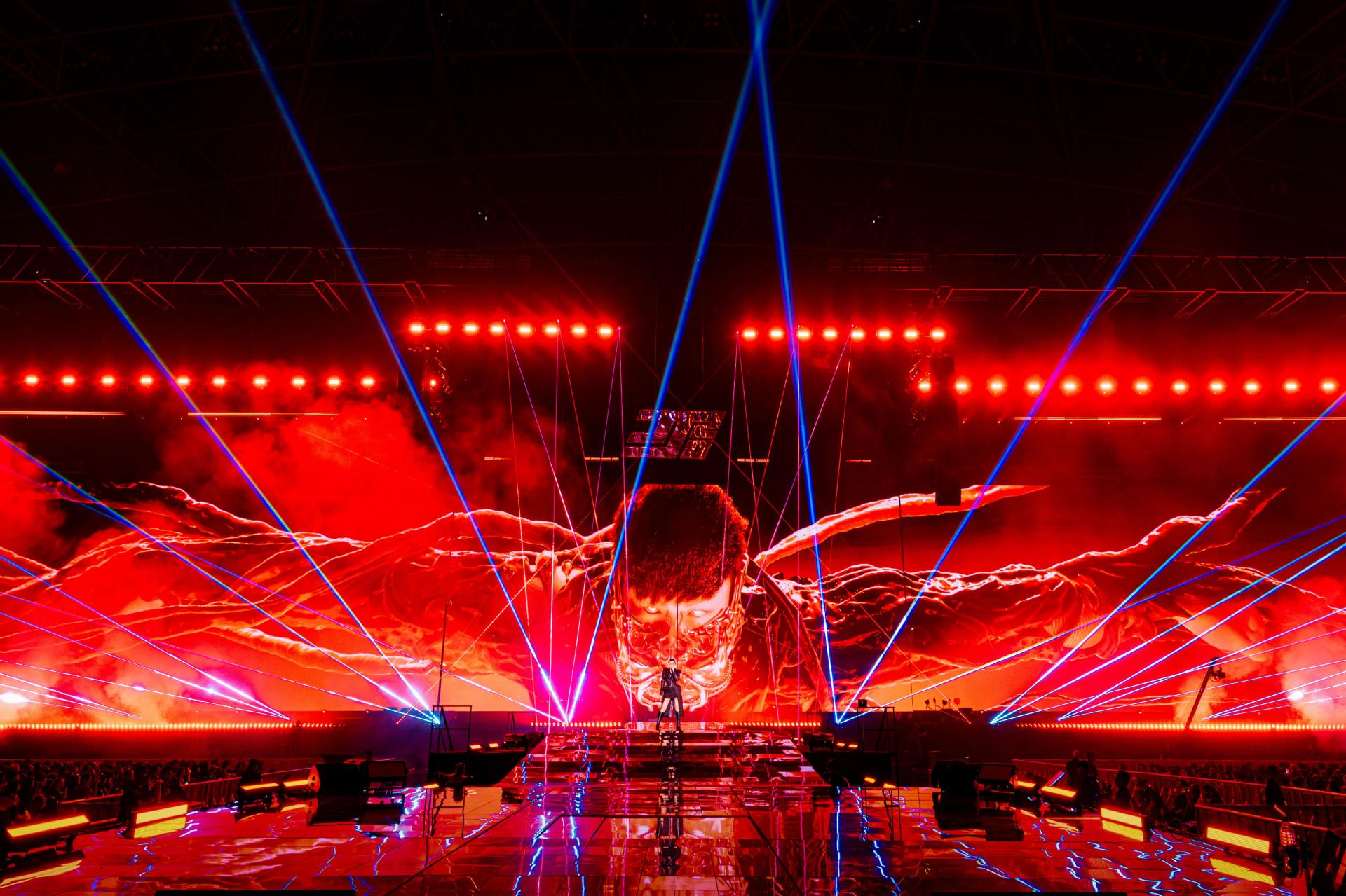 London Design Awards Winner - JJ20 FINAL LAP World Tour