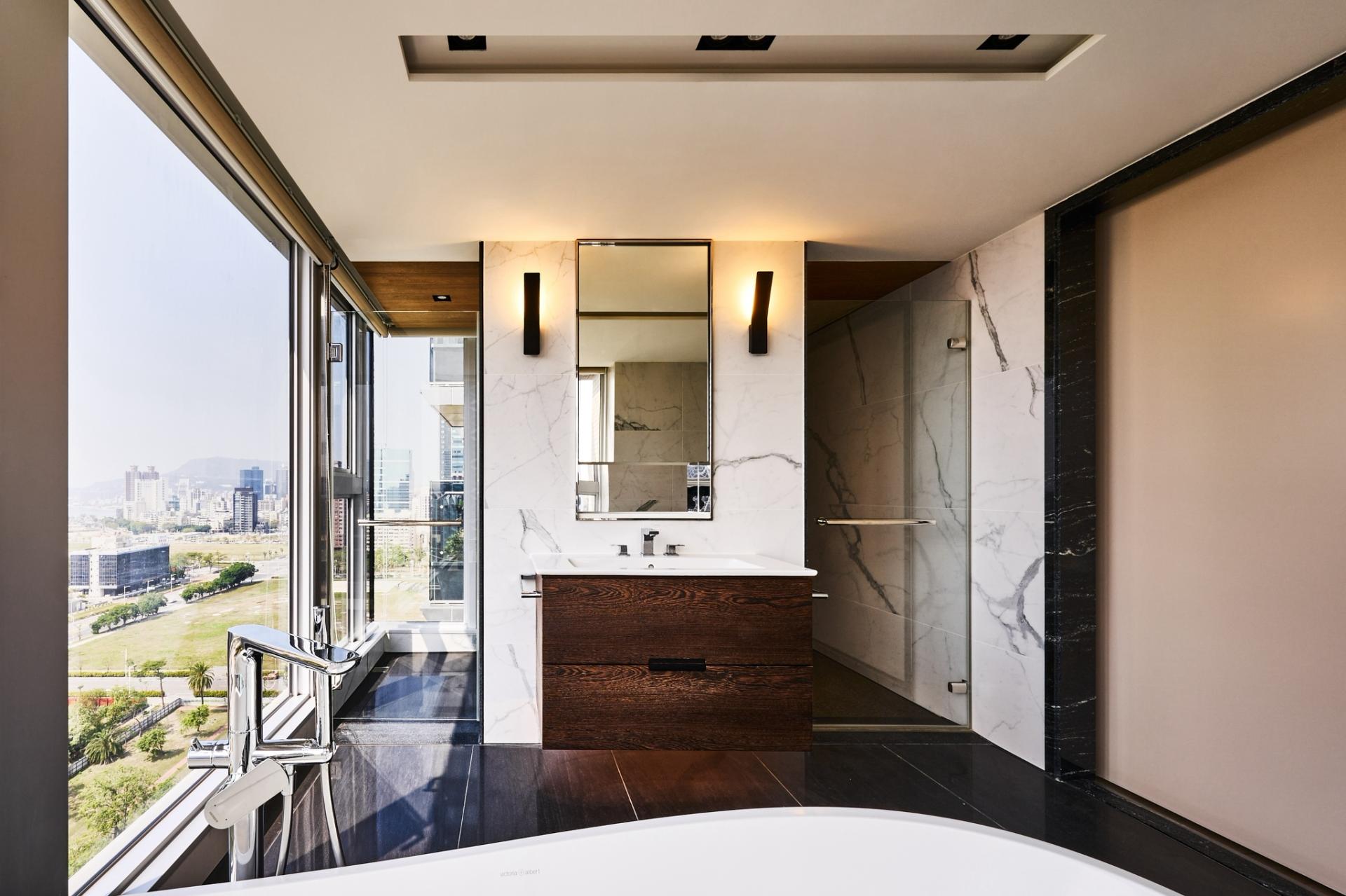 London Design Awards Winner - Harbor Grand