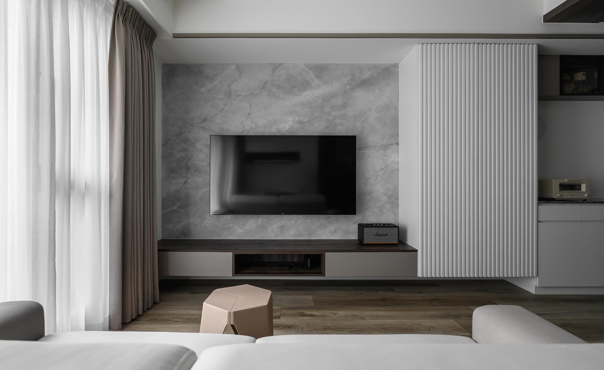 London Design Awards Winner - Bare Essentials 