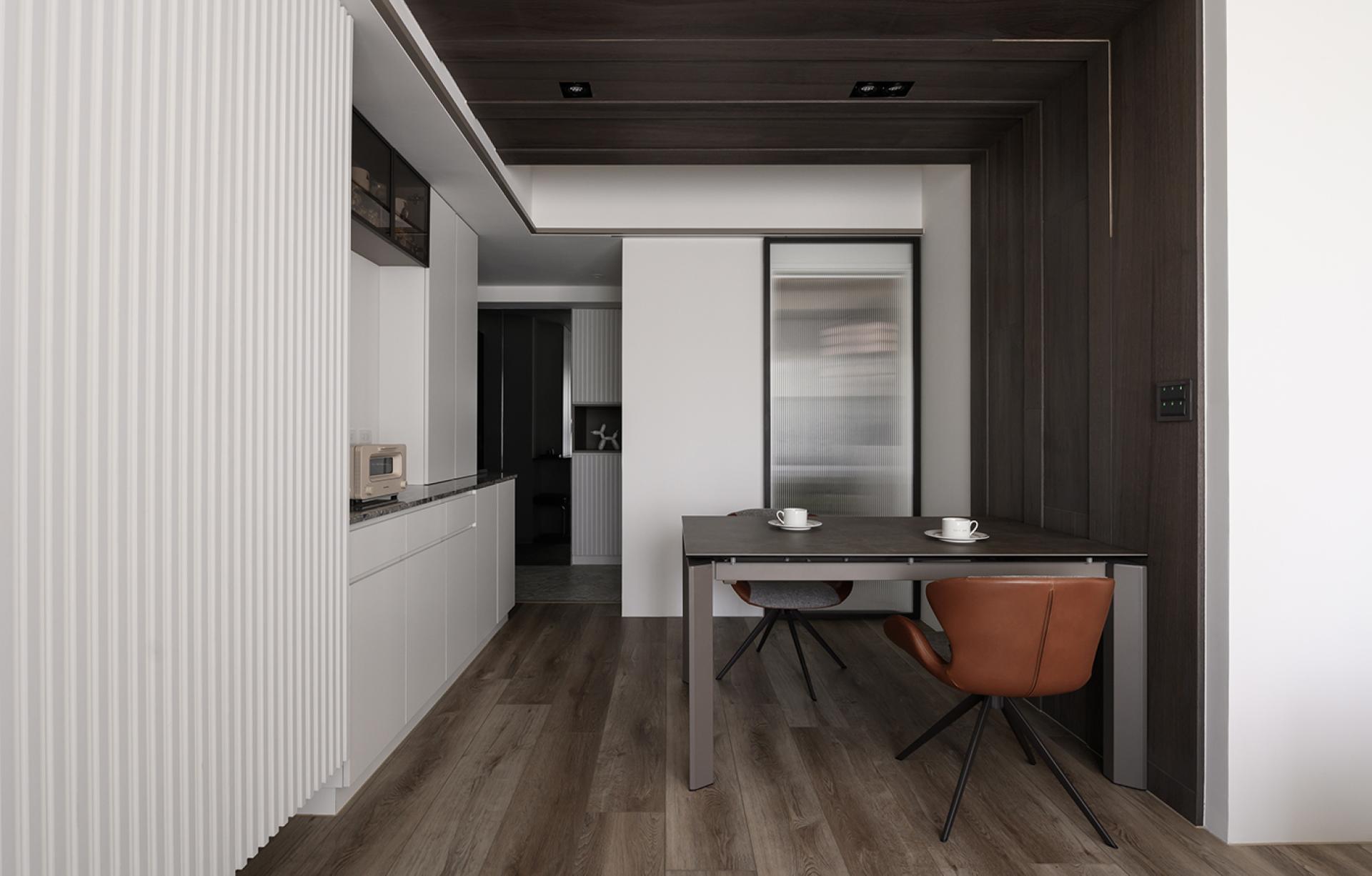 London Design Awards Winner - Bare Essentials 