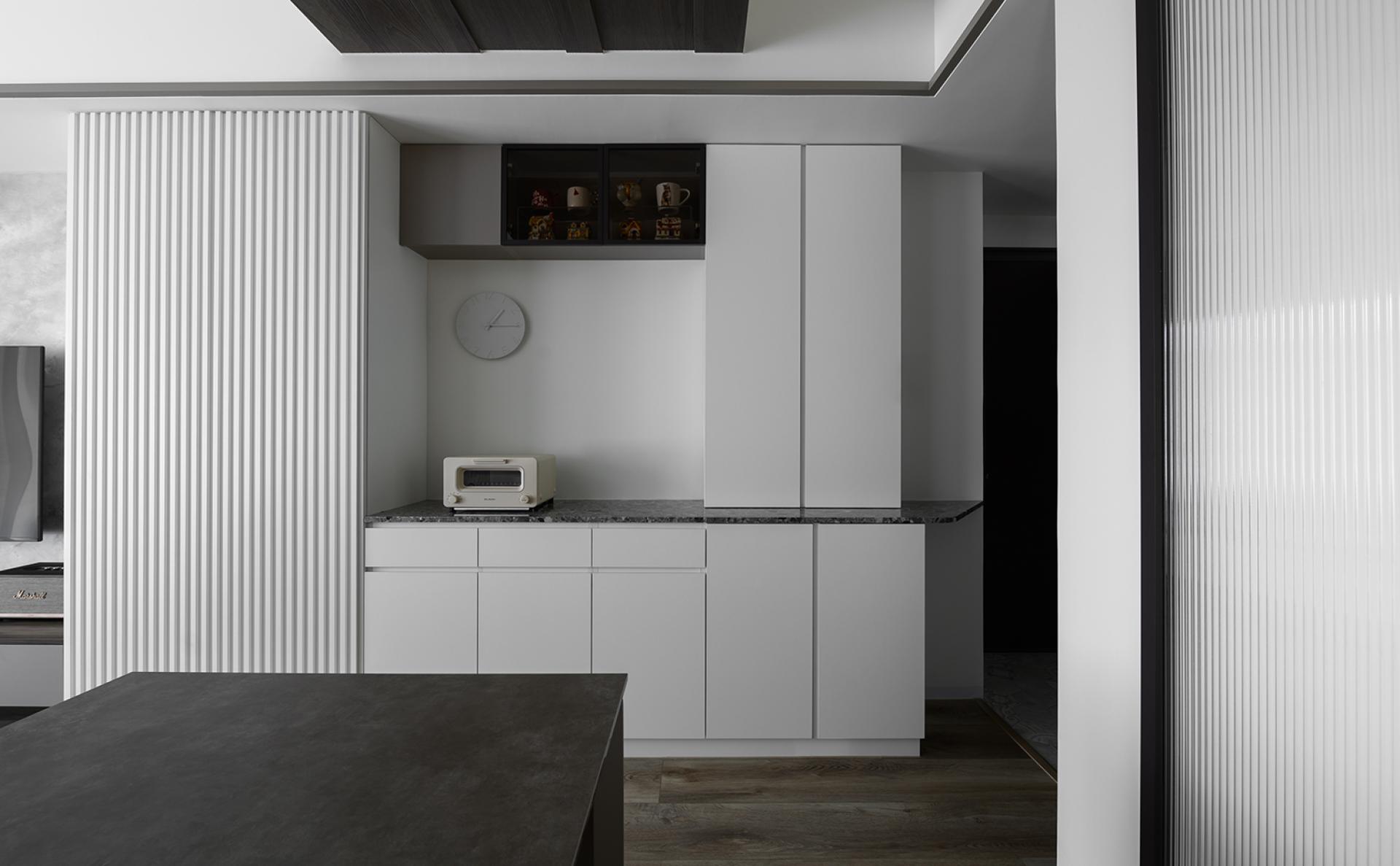London Design Awards Winner - Bare Essentials 
