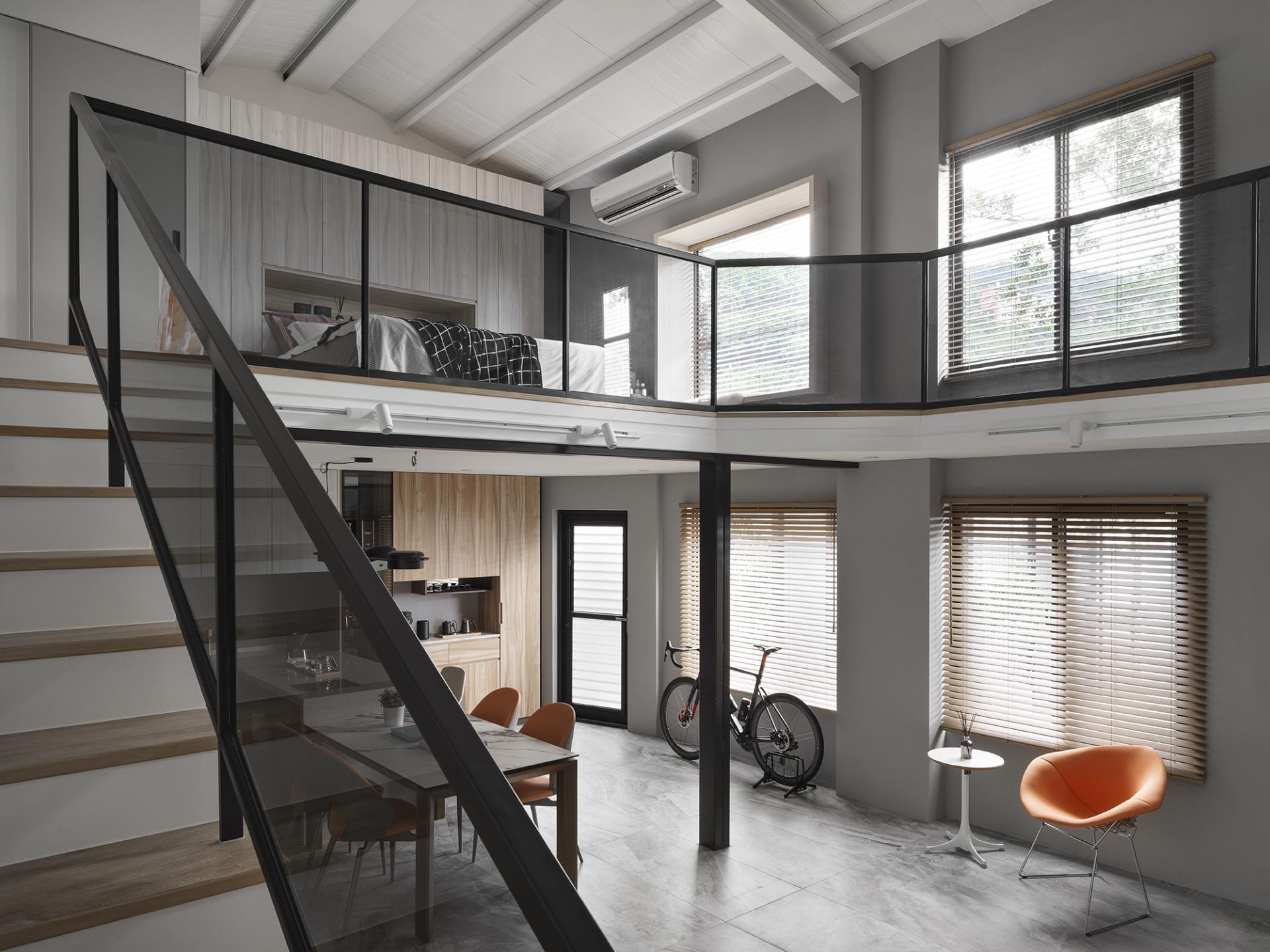 London Design Awards Winner - Between Mist and Mountain