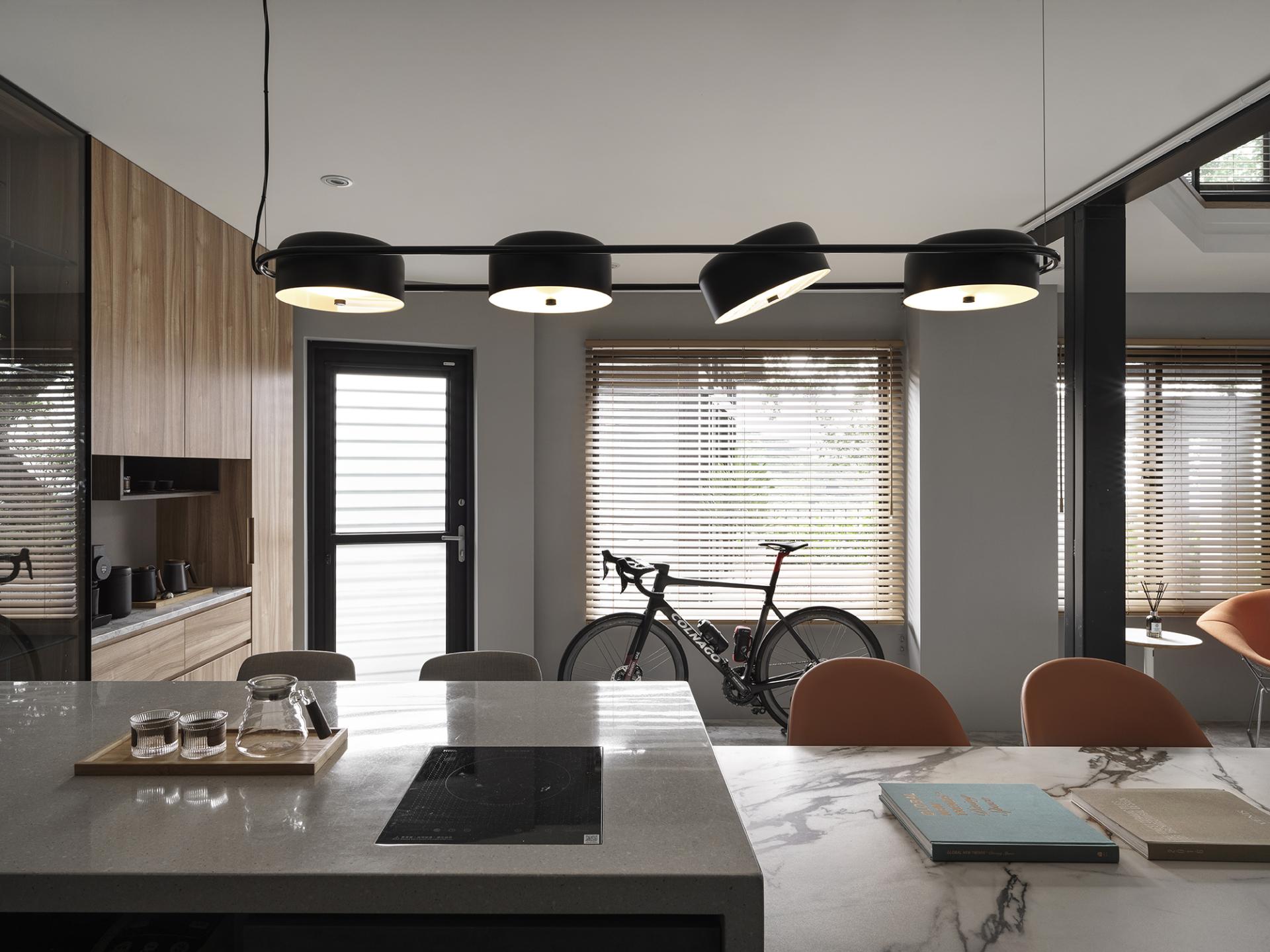 London Design Awards Winner - Between Mist and Mountain