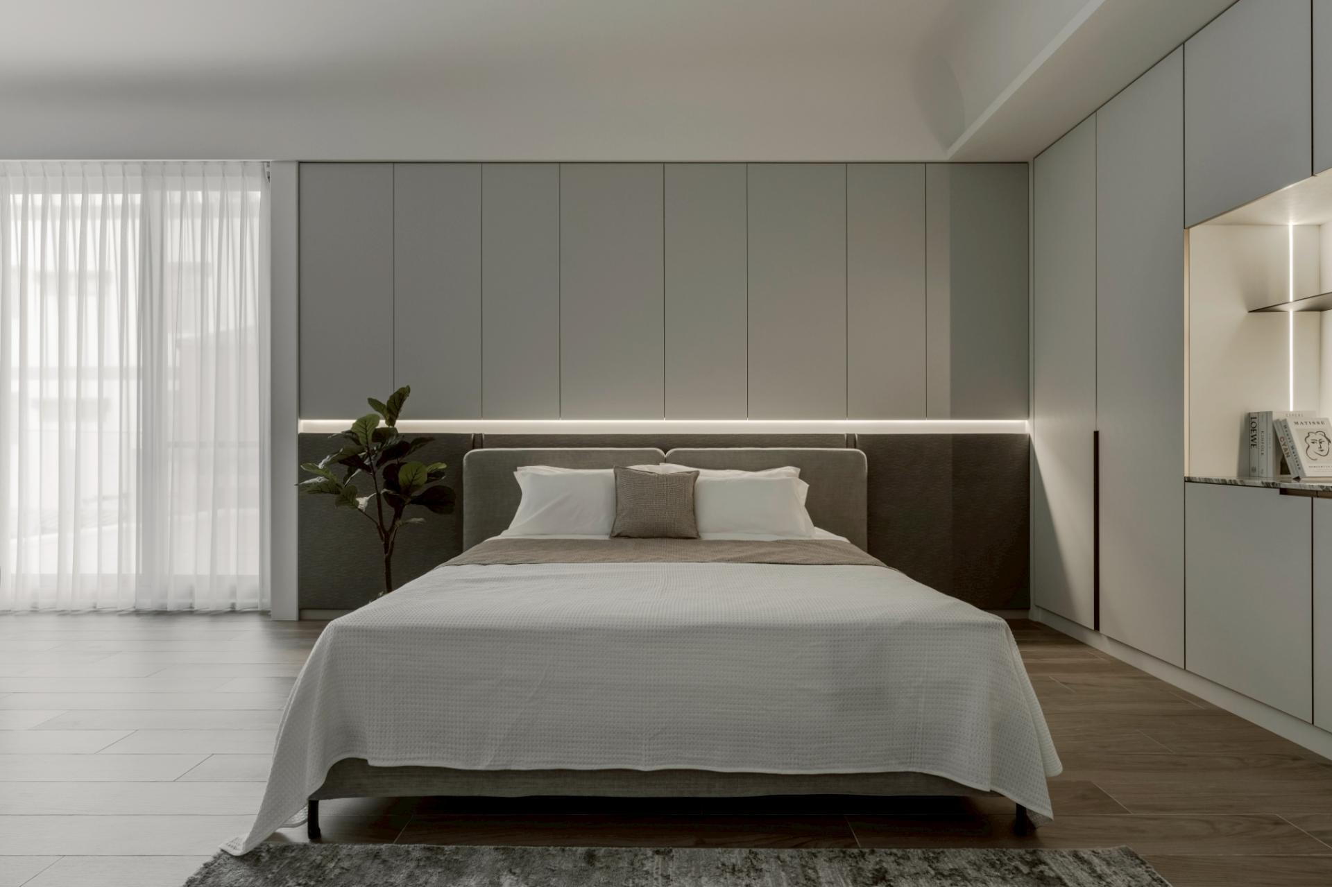 London Design Awards Winner - Obscure and Radiant