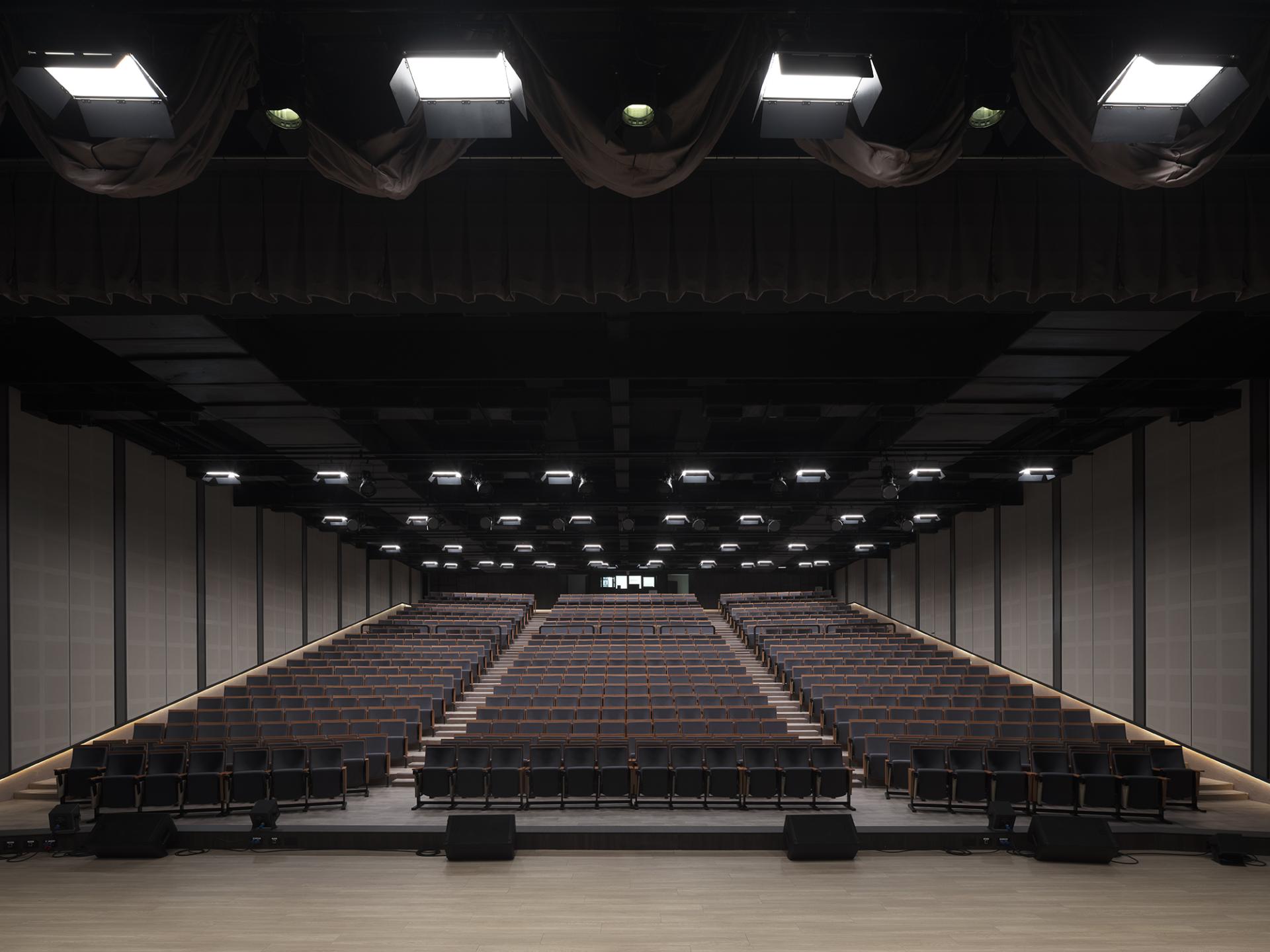 London Design Awards Winner - The Measured Between
