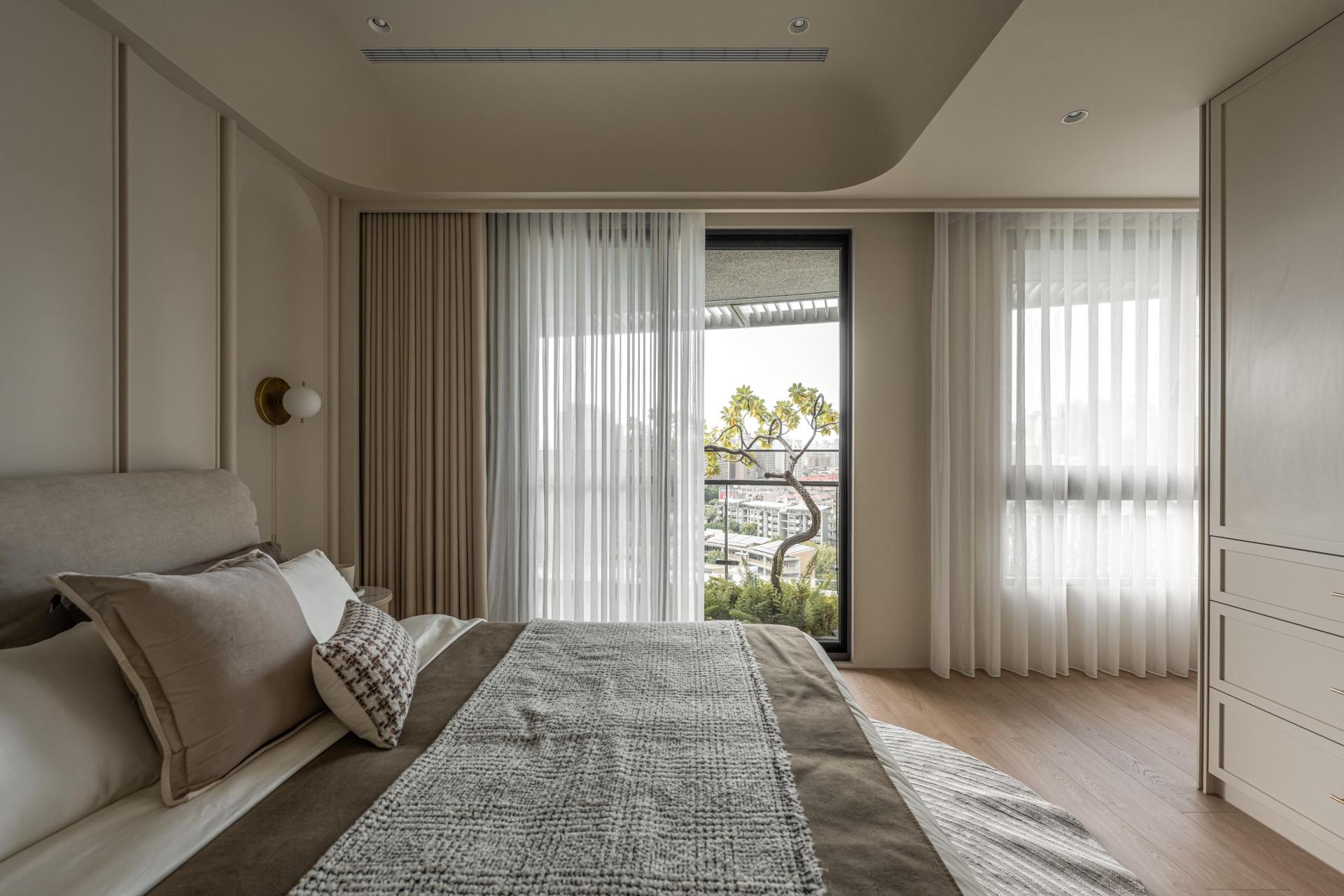 London Design Awards Winner - Serene Light Realm