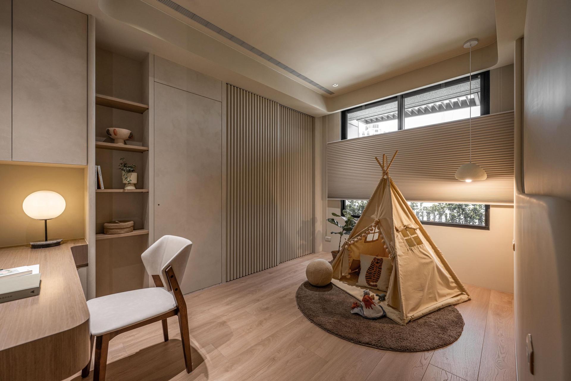 London Design Awards Winner - Serene Light Realm