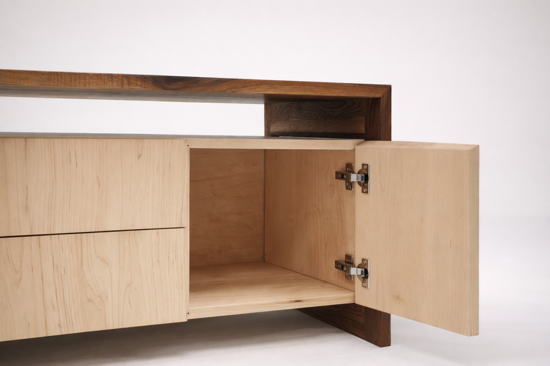 London Design Awards Winner - Traverse