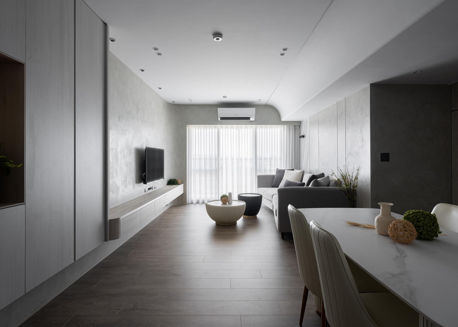 London Design Awards Winner - Mondrian Essence