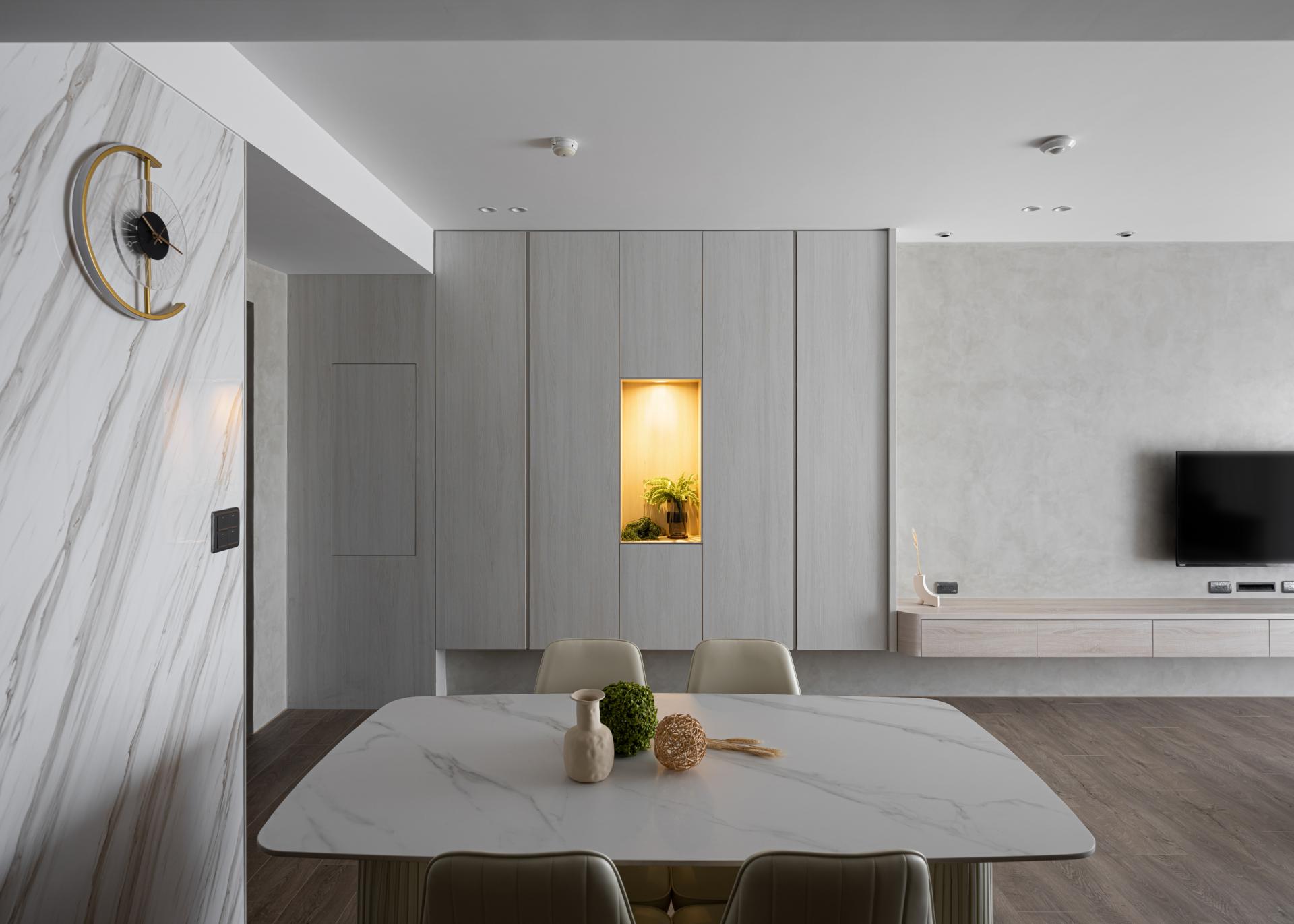 London Design Awards Winner - Mondrian Essence