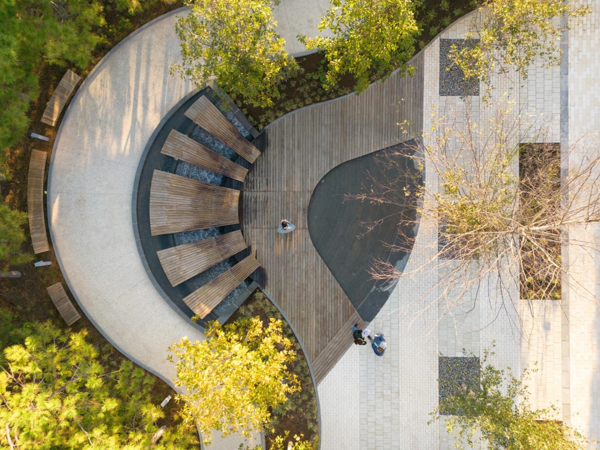 London Design Awards Winner - TMC Helix Park