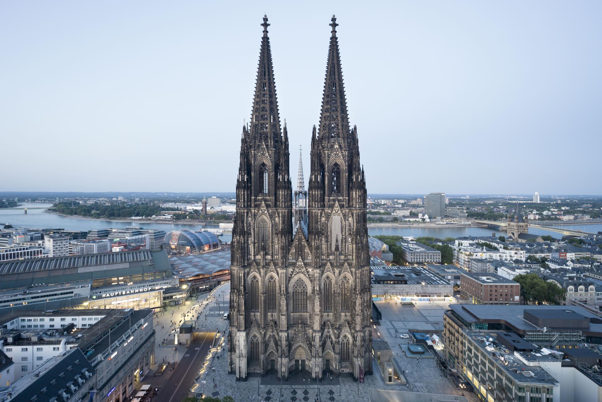 London Design Awards Winner - Cologne Cathedral