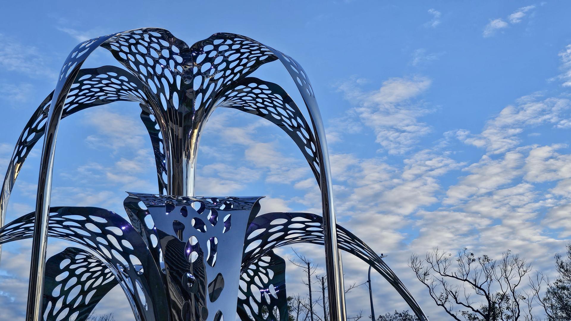 London Design Awards Winner - Radiant Bloom