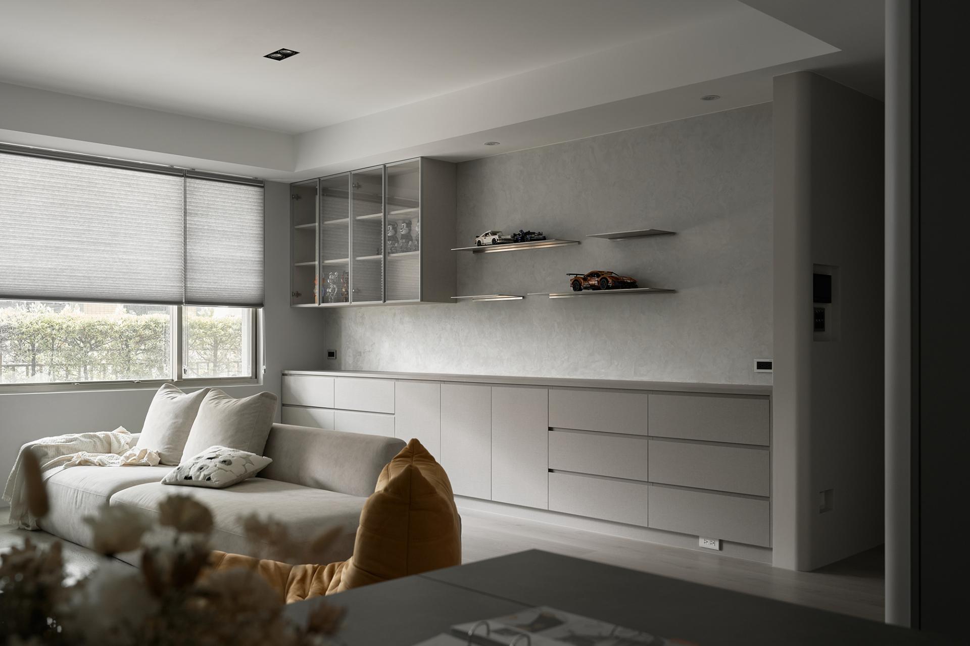 London Design Awards Winner - Nowhere to Be