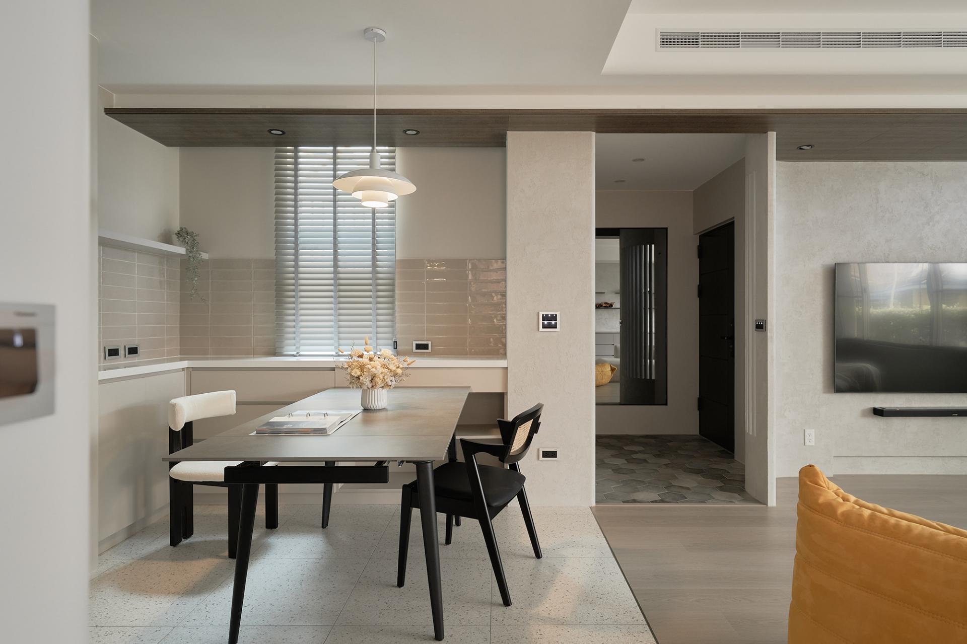 London Design Awards Winner - Nowhere to Be