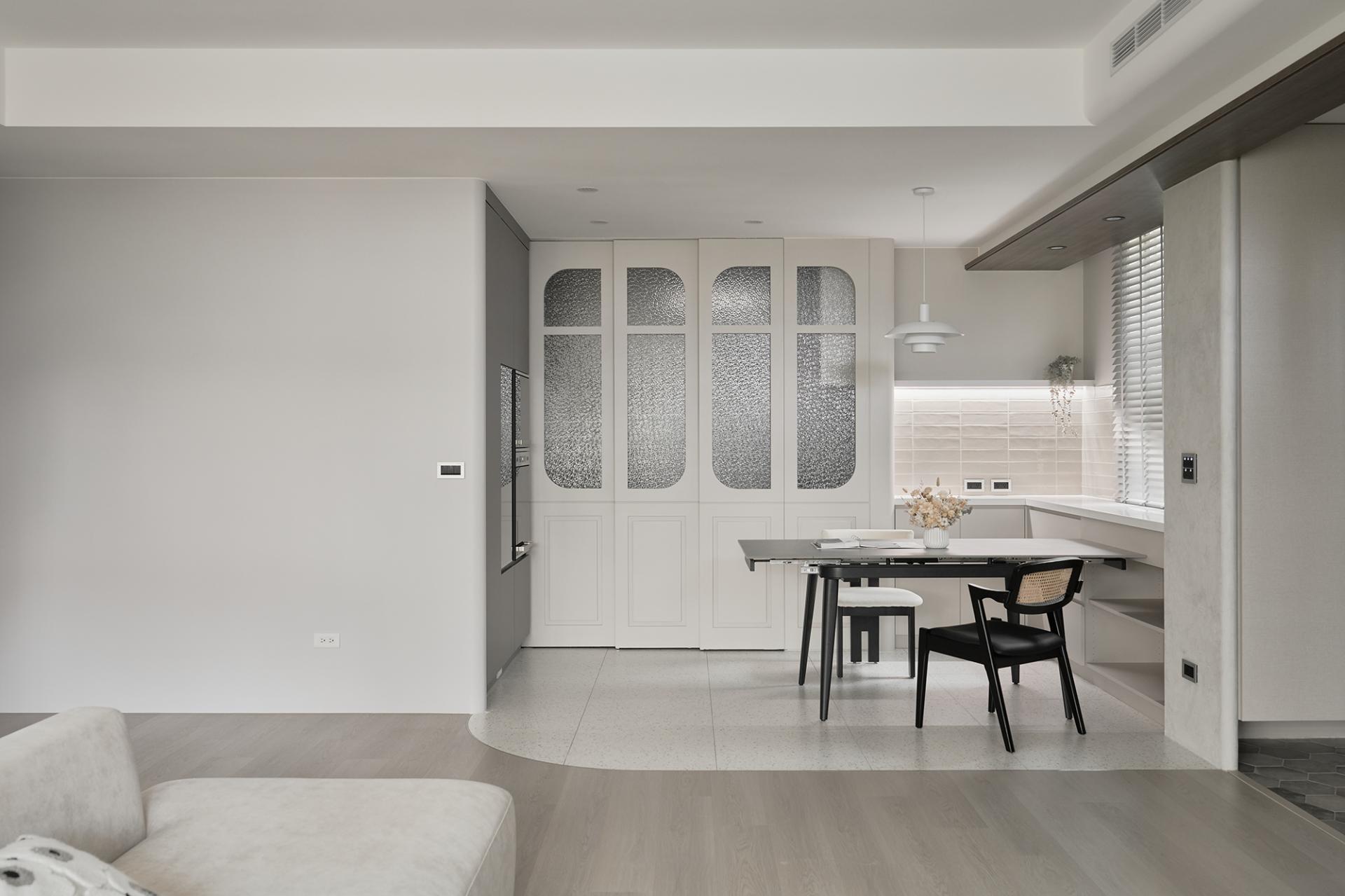 London Design Awards Winner - Nowhere to Be