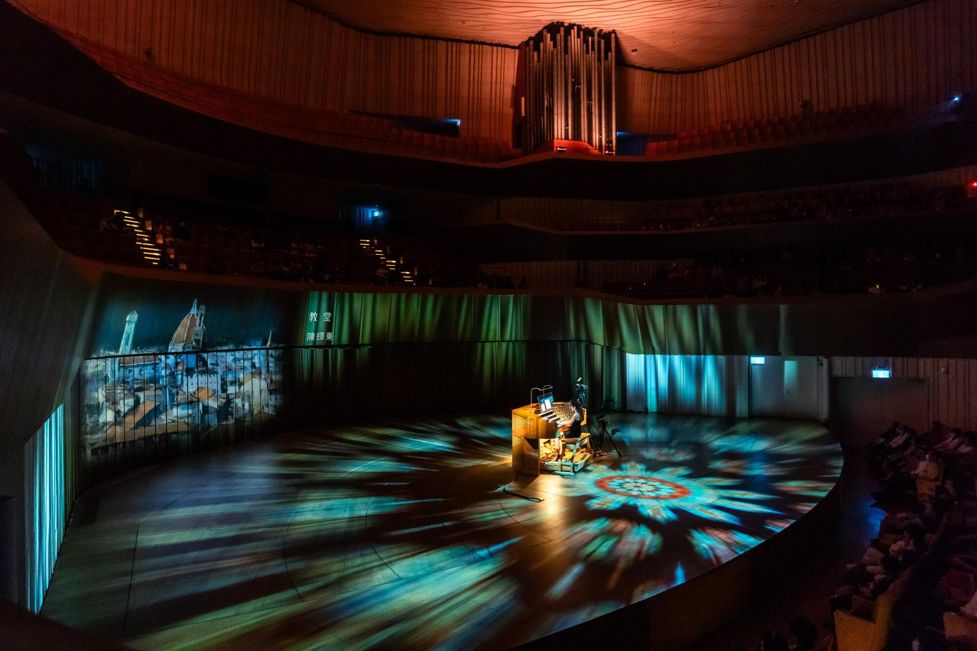 London Design Awards Winner - Blossoms and the Sanctuary